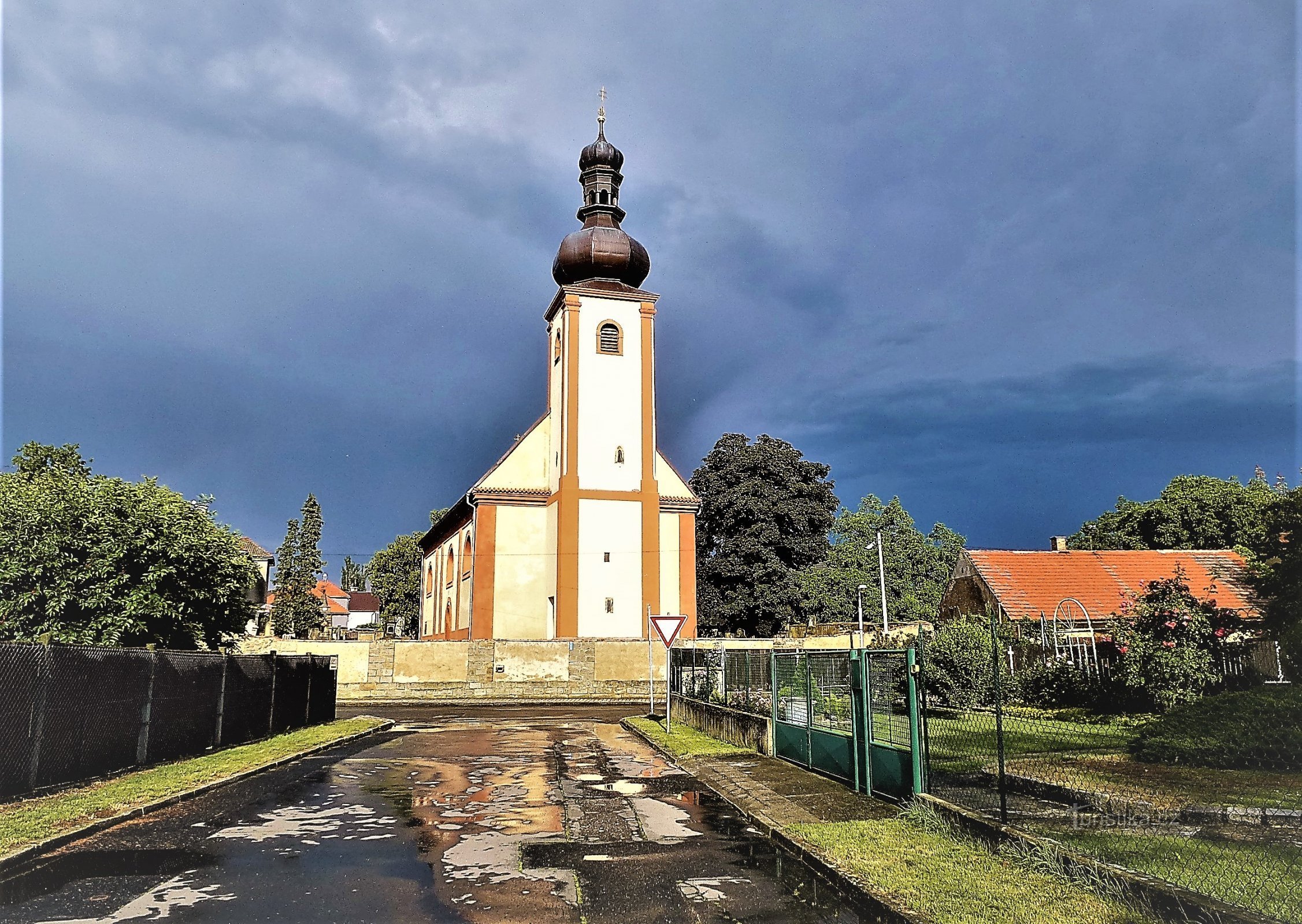 Rostoklaty - kerk van St. Martin