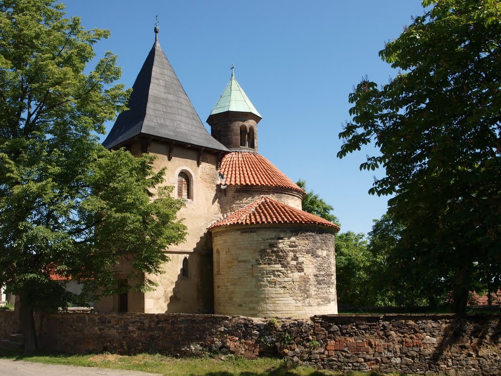 Rotonda Nașterea Fecioarei Maria