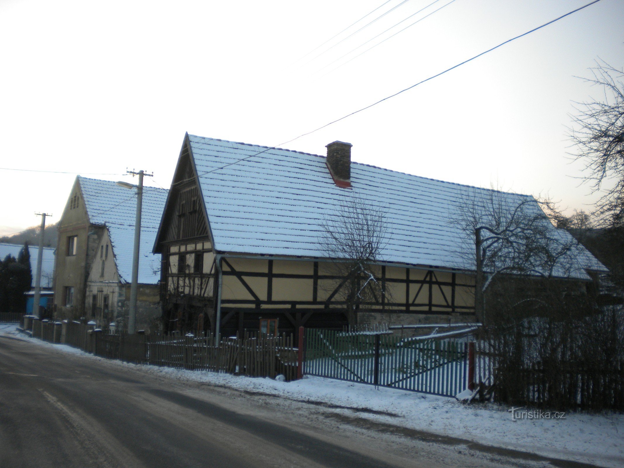 Ein Blockhaus in Hrušovce, das Bild wurde am 25.1.2014. Januar XNUMX aufgenommen.