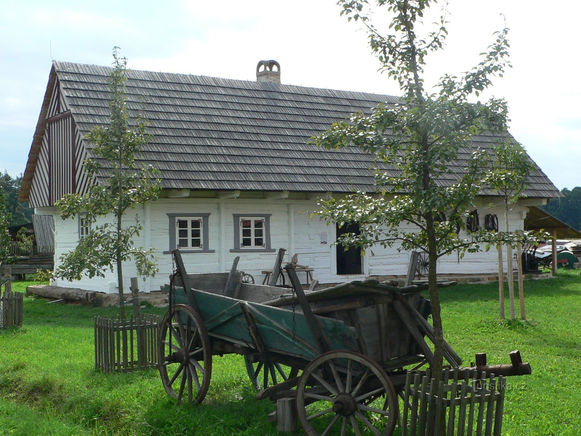 Log škola iz Všestara