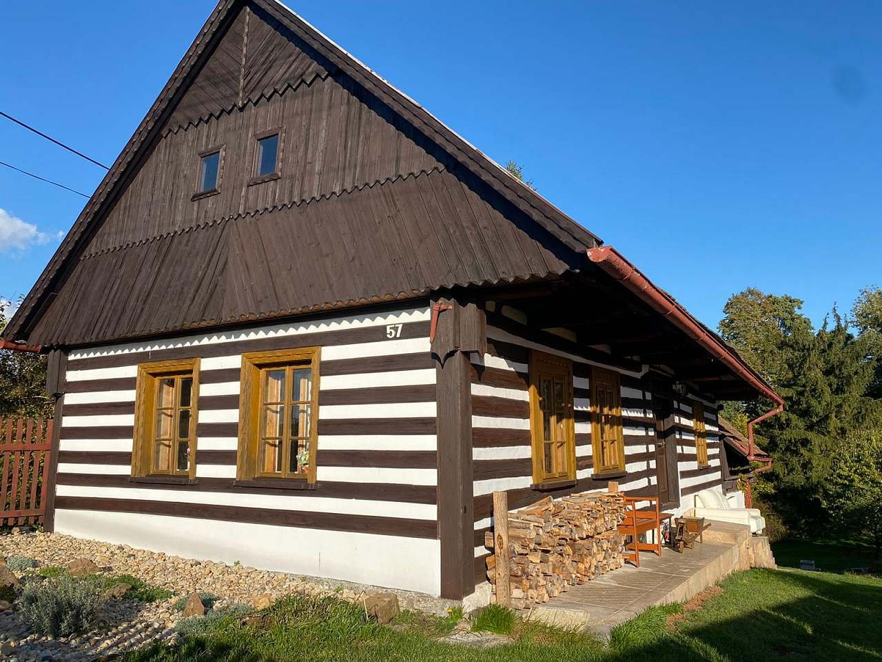 Casa de madeira Burdovka Robousy