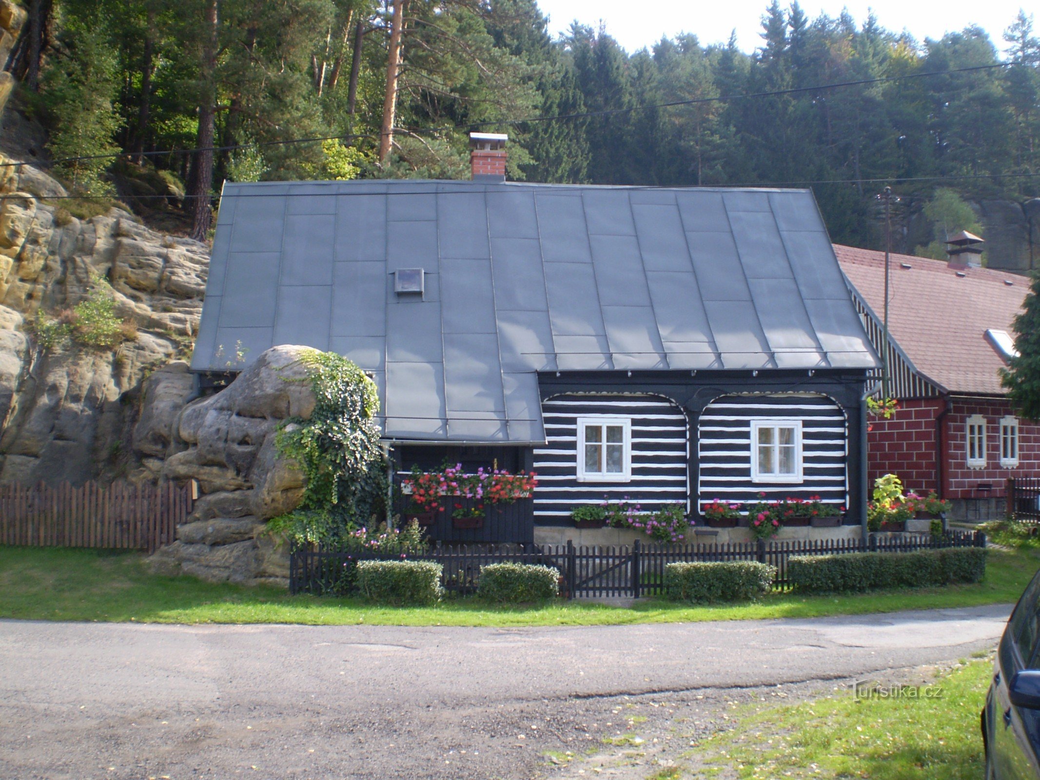 Maison en rondins à Jetřichovice