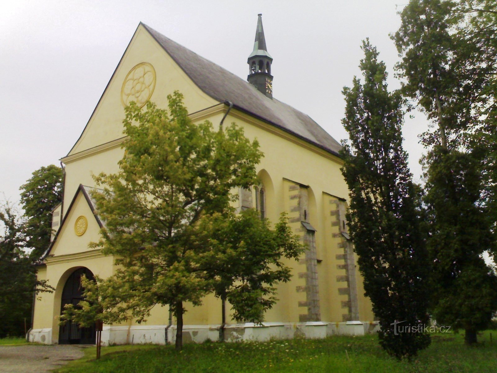 Rovensko pod Troskami - kyrkan St. Wenceslas