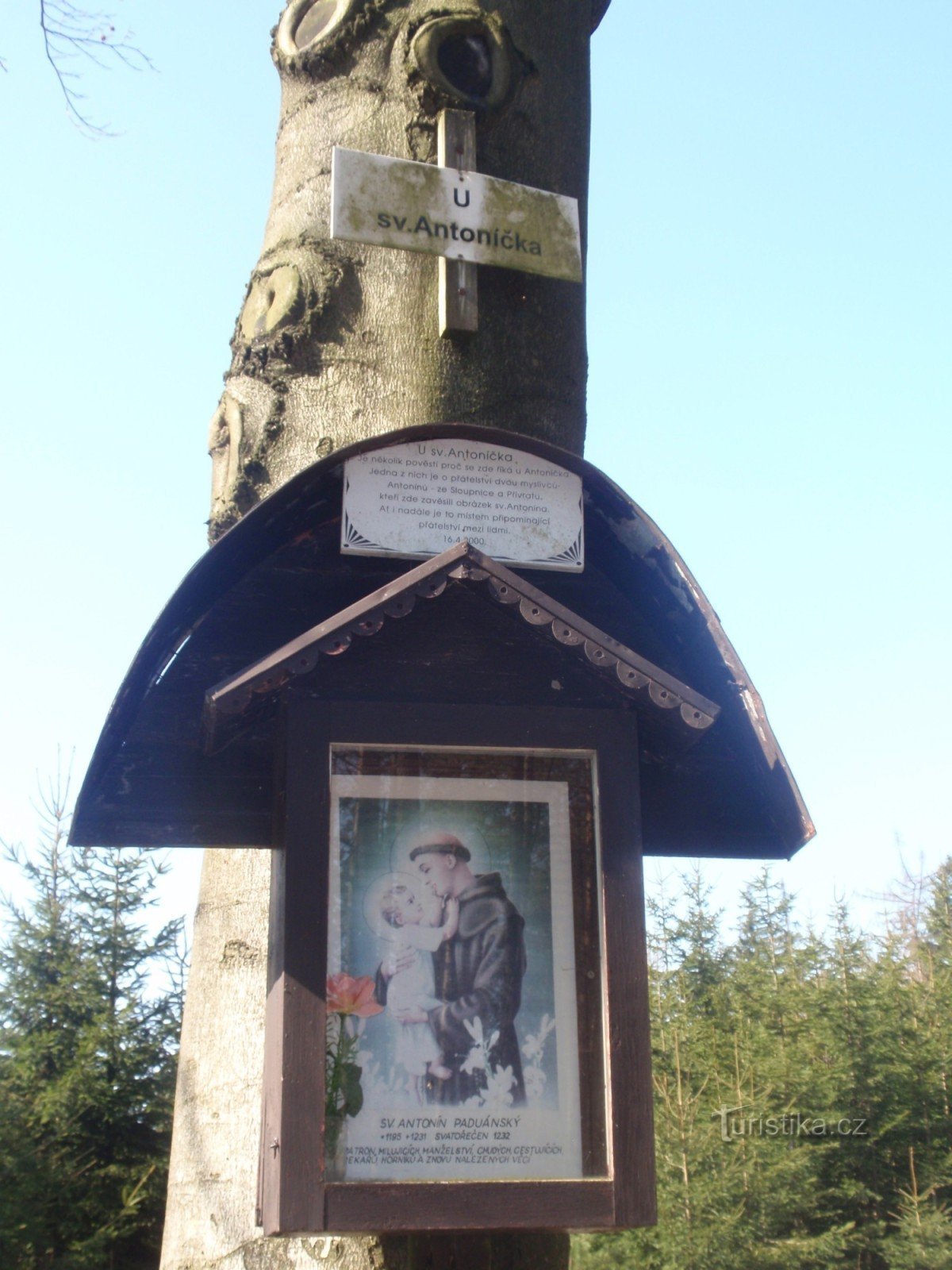 Kreuzung und Kapelle U Sv. Antonicka