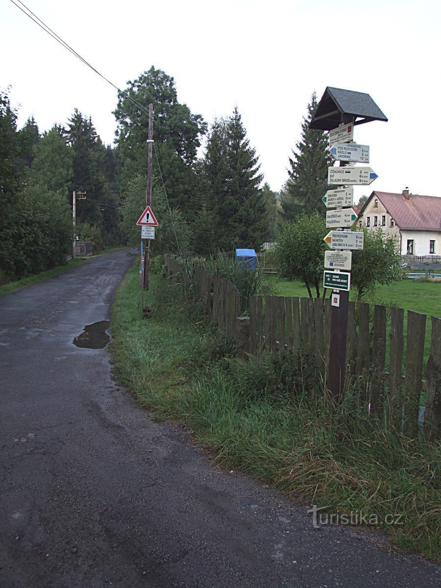 Crossroads Dolní Černá Studnice