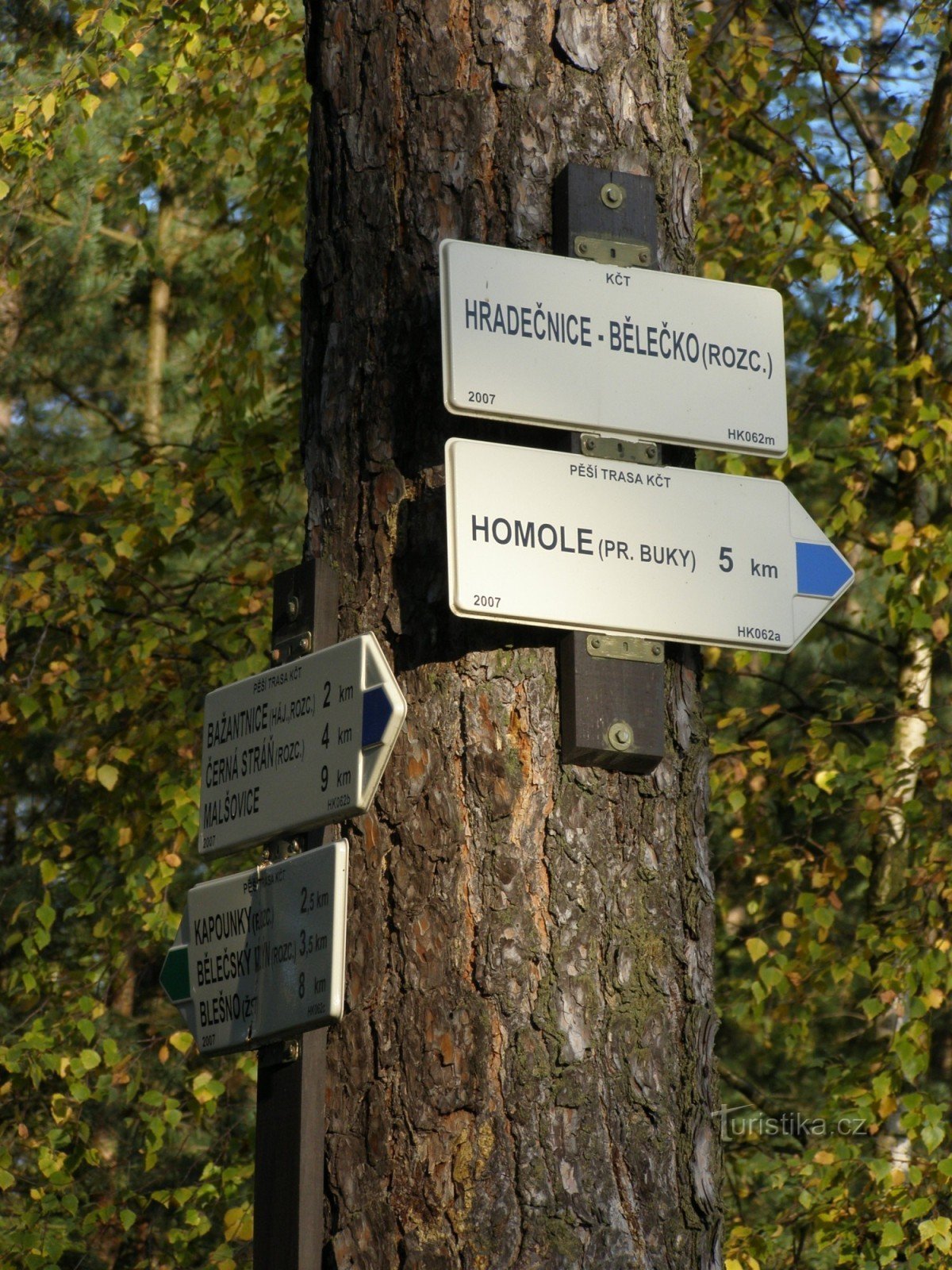 Korsning Hradecnice-Bělečko - Hradecké Lesy