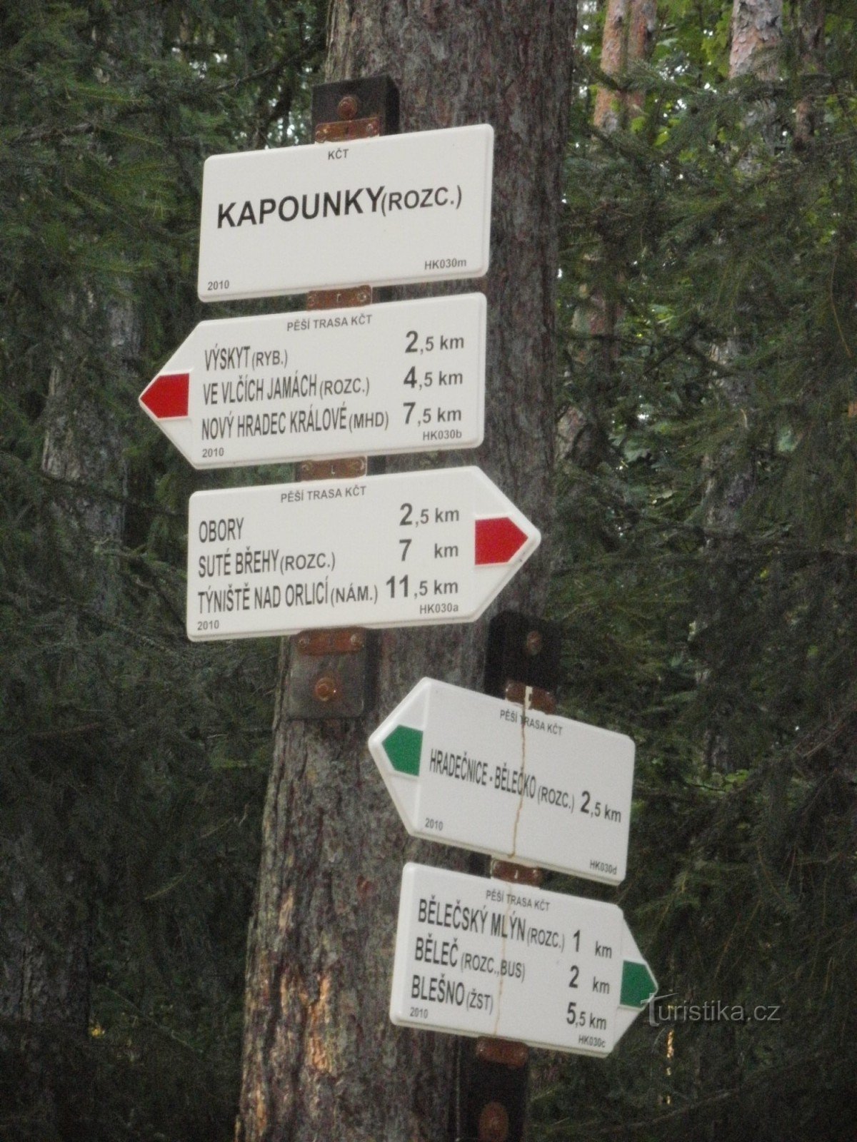 Перехрестя Kapounky - Gradecké lesy