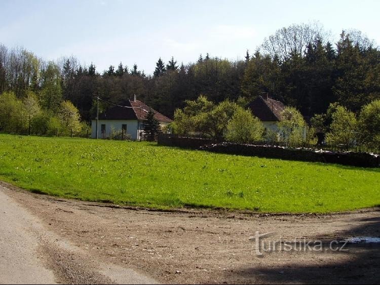 cruce de caminos Na Kříži-hájenka