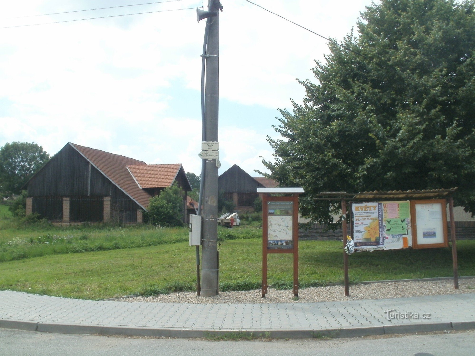 NS Češov-Vysoké Veselí - avtobusno križišče Češov