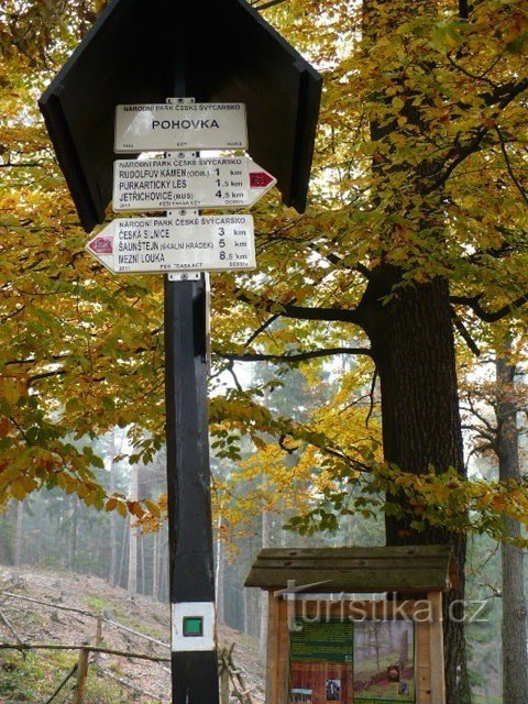 Pohovka crossroads