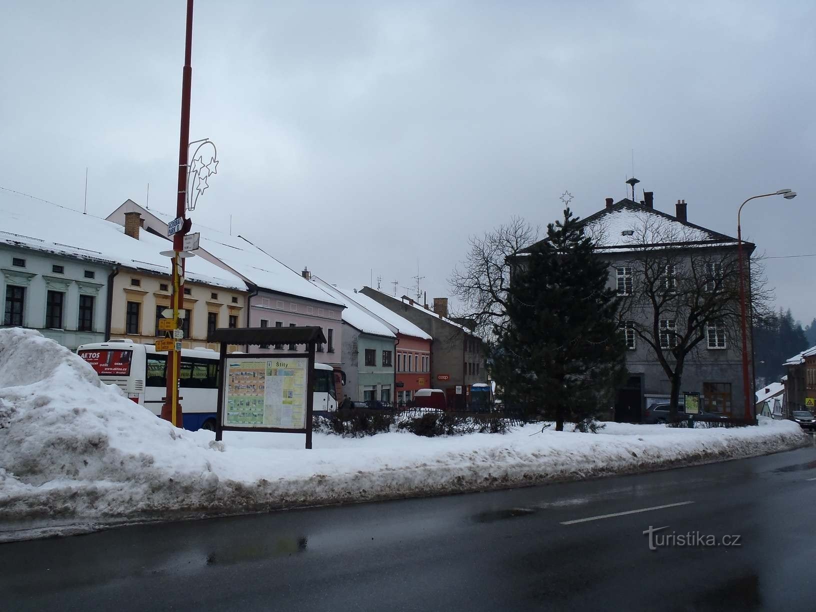 Перехрестя щитів - 18.2.2012 лютого XNUMX року