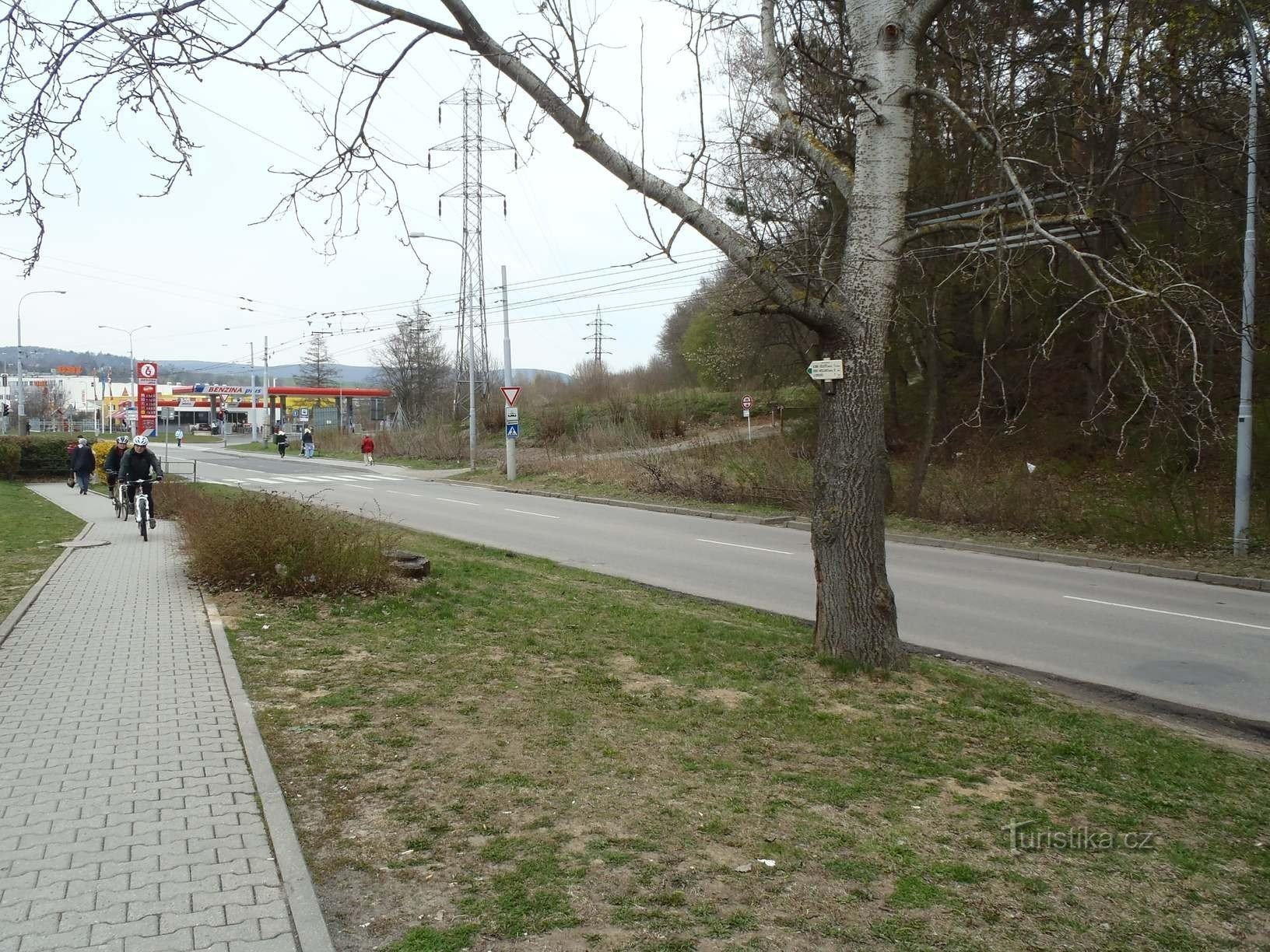 Placa de sinalização Brno Komín - U kamenolomu - 14.4.2012