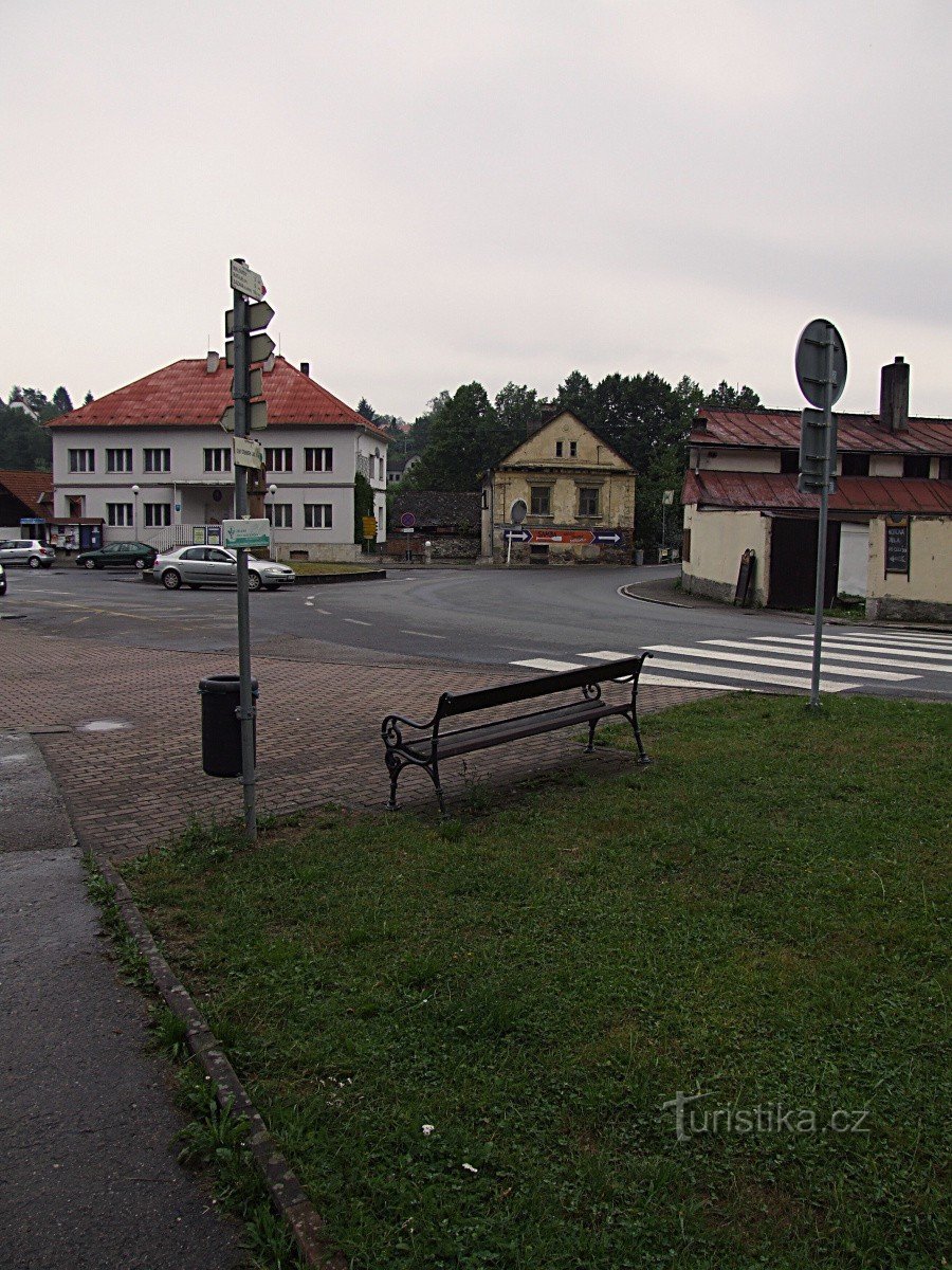 Signpost Český Šternberk