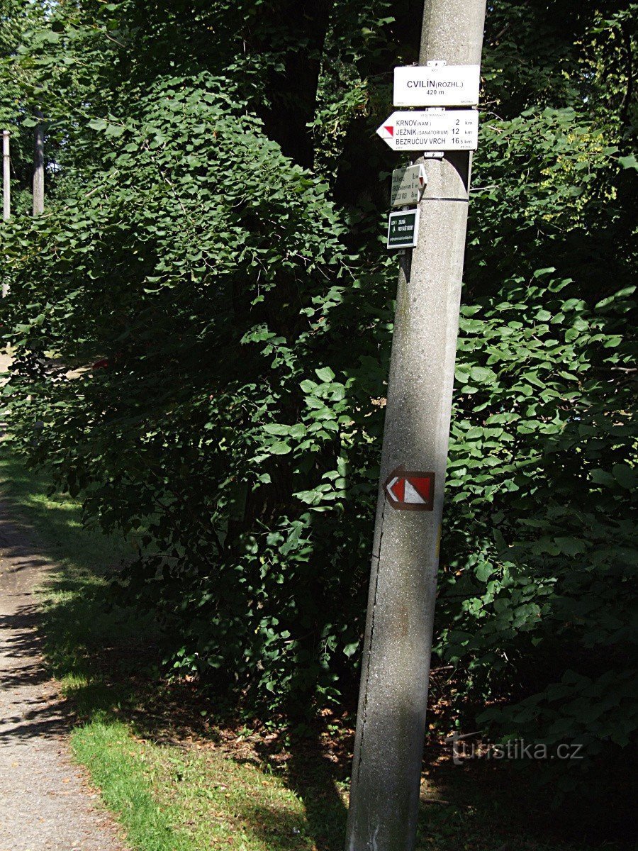 Wegwijzer Cvilín - uitkijktoren