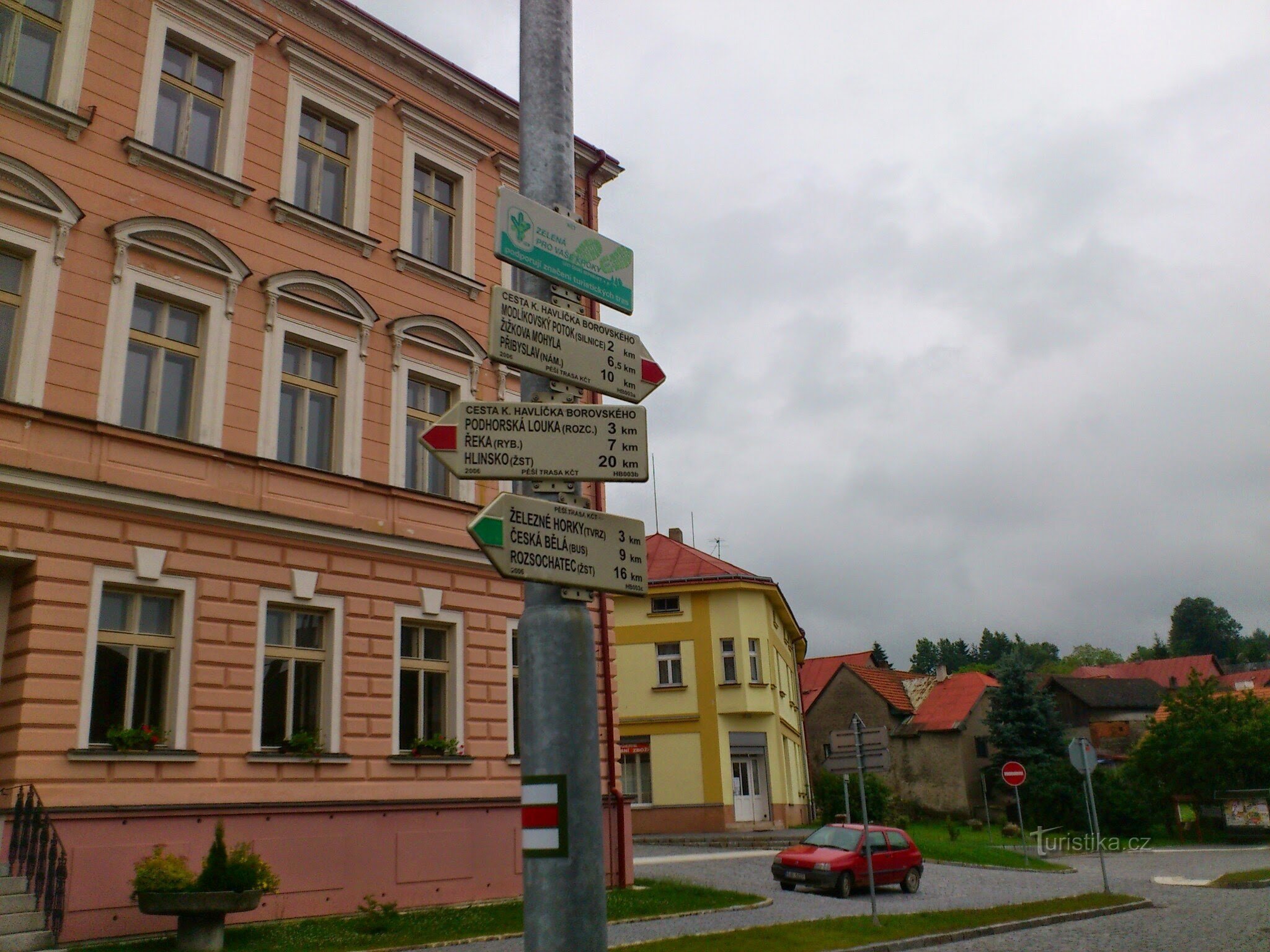 signpost Havlíčkova Borová (Nám.)