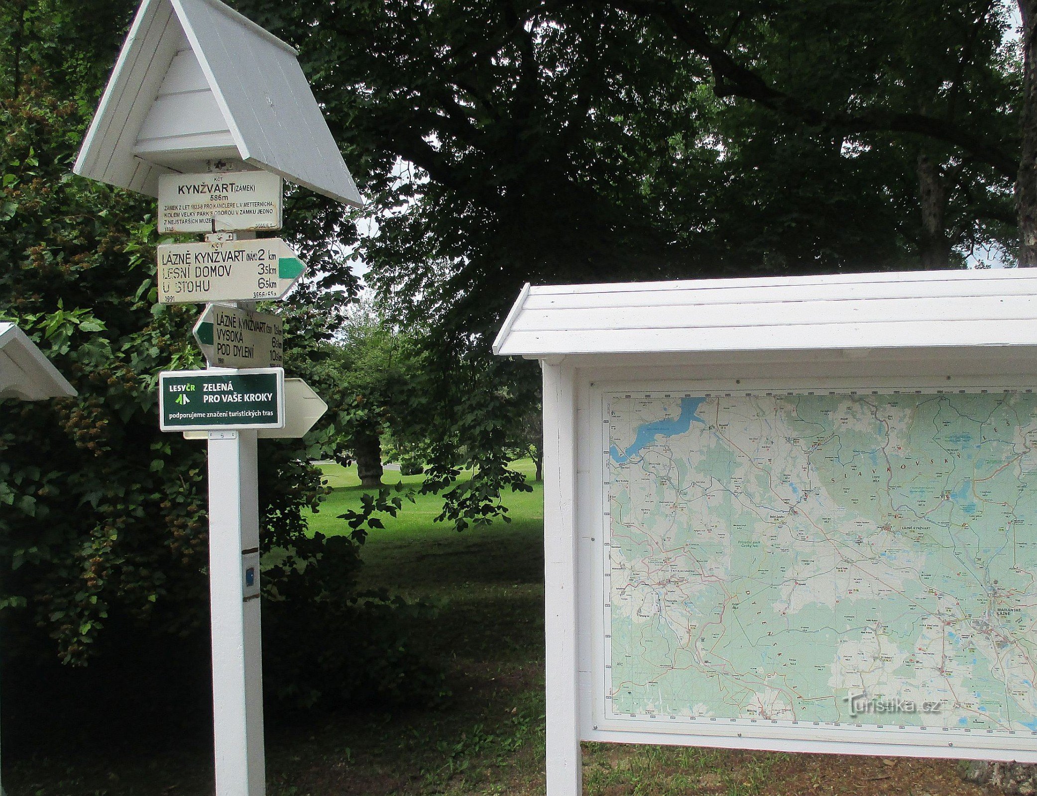 Rozcestník Kynžvart (zámek)