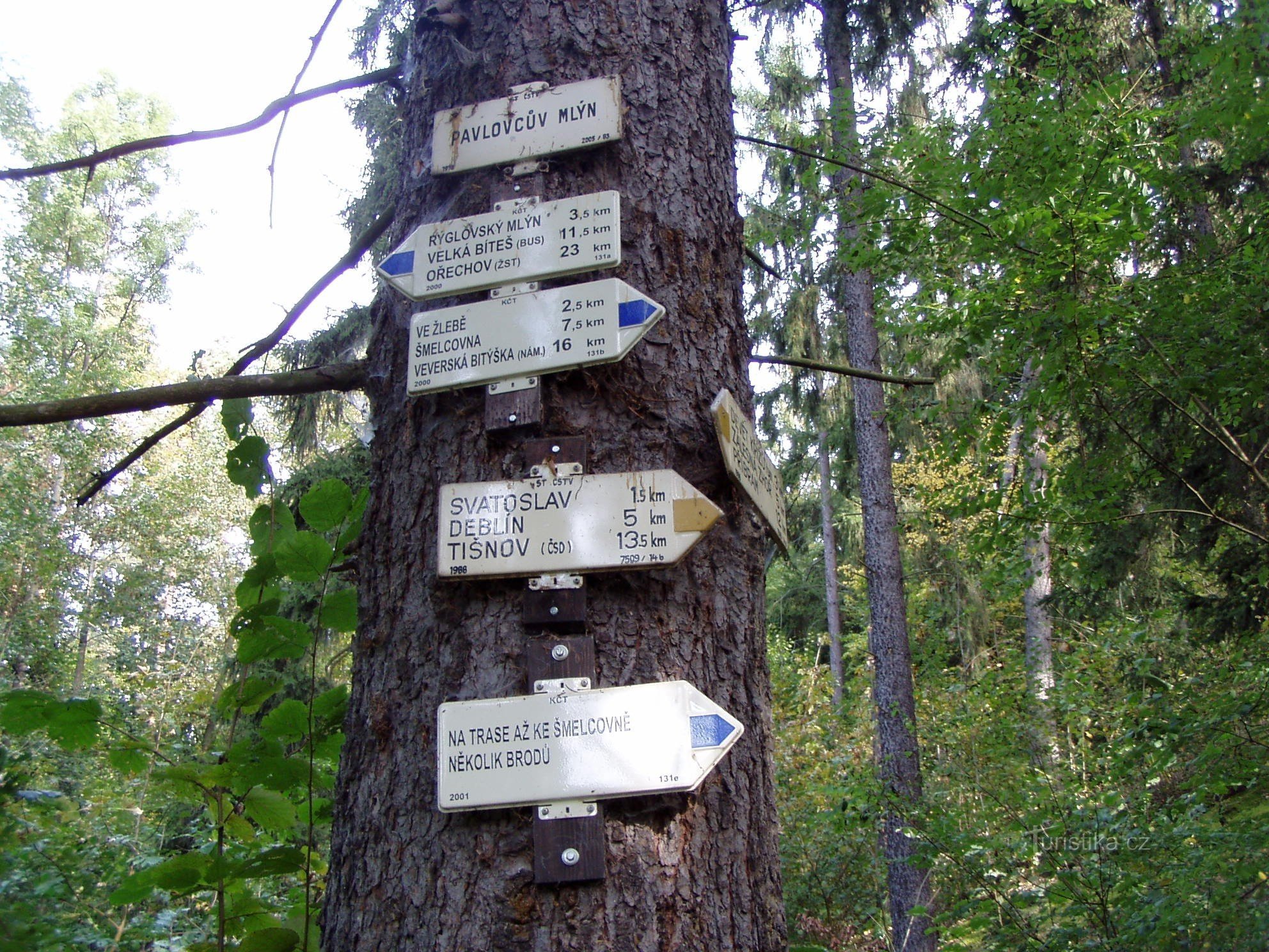 Pavlovcov Mlyn signpost
