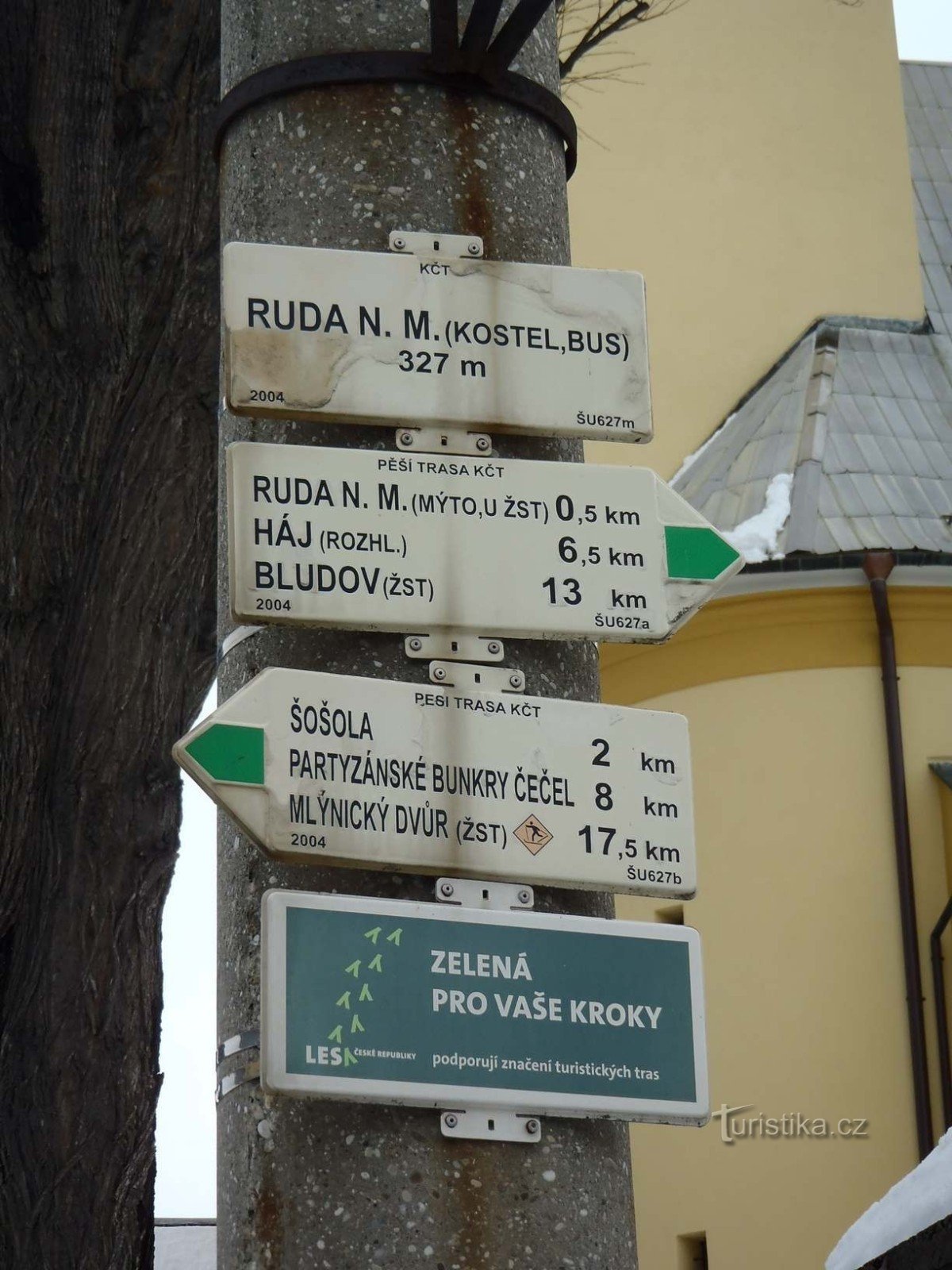 Poste indicador de la iglesia de Ruda nad Moravou - 18.2.2012 de febrero de XNUMX