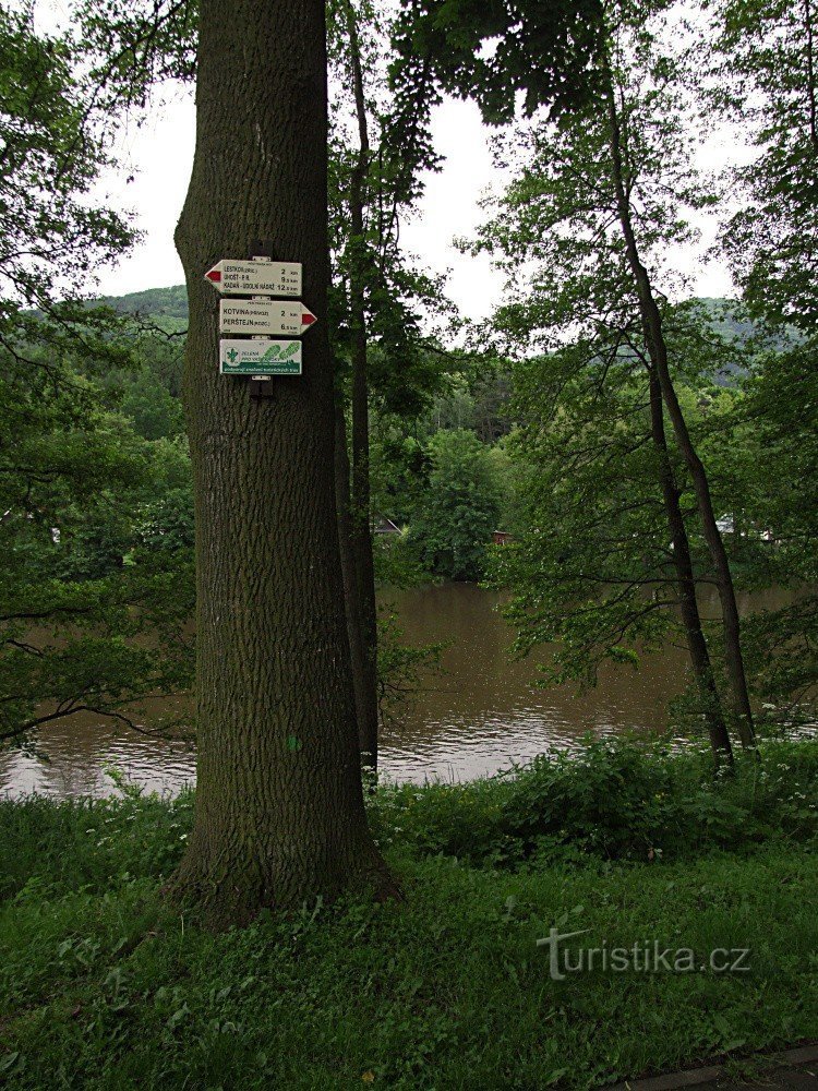 Wegwijzer in Lázně Evženie