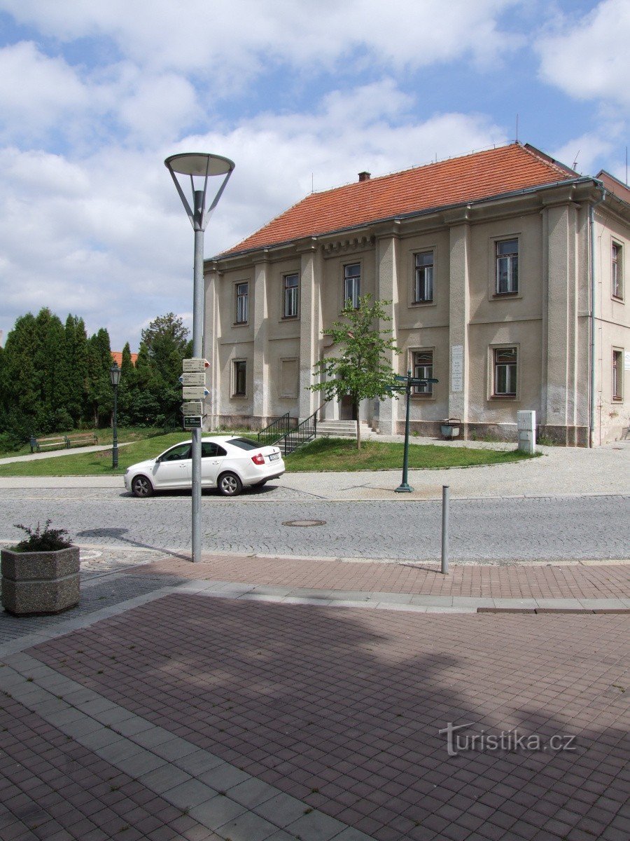 Drogowskaz Vlašim - kwadrat