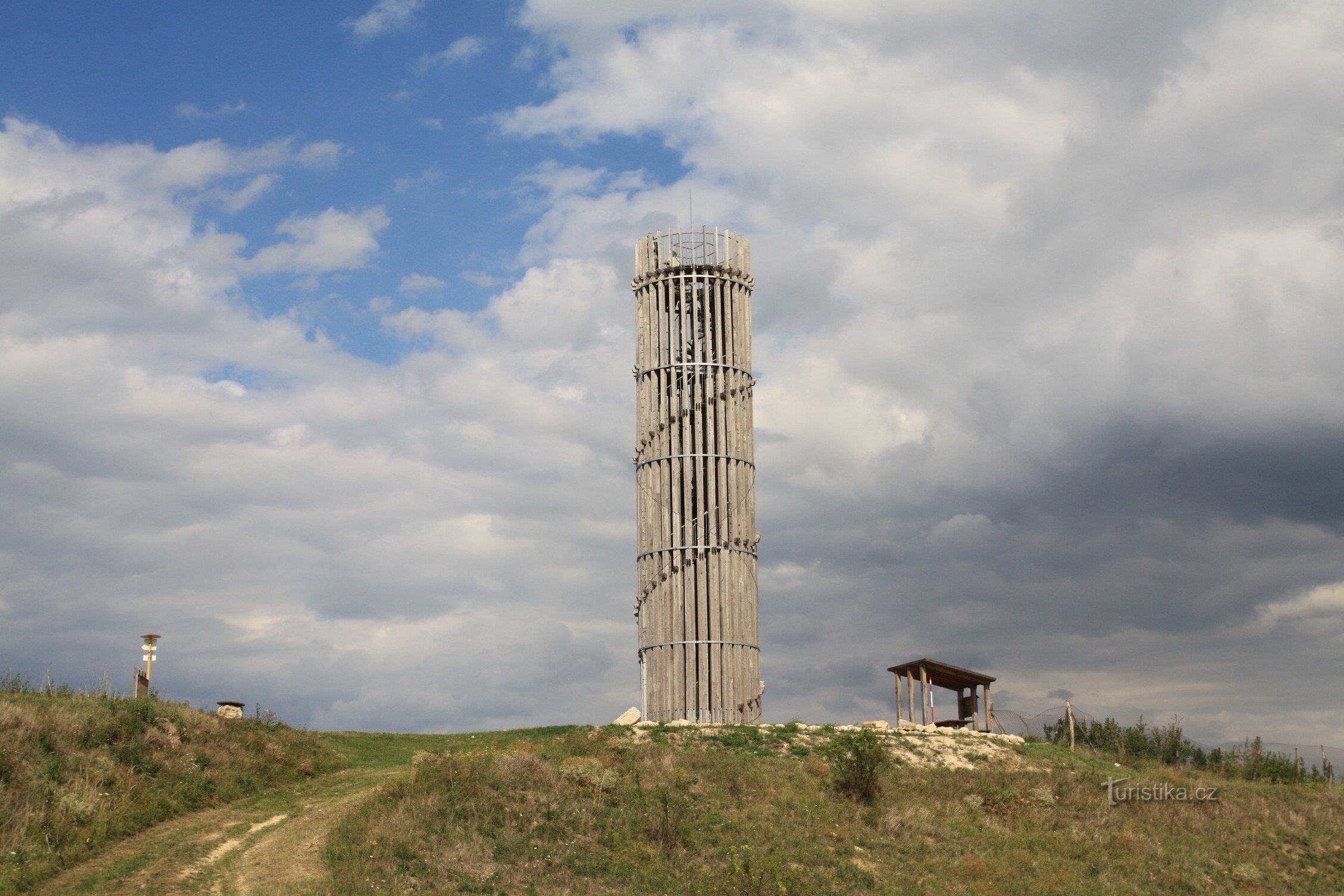 Turnul de observație Turnul de salcâm pe Výhona