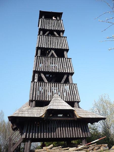 Aussichtsturm auf dem Čuba-Hügel