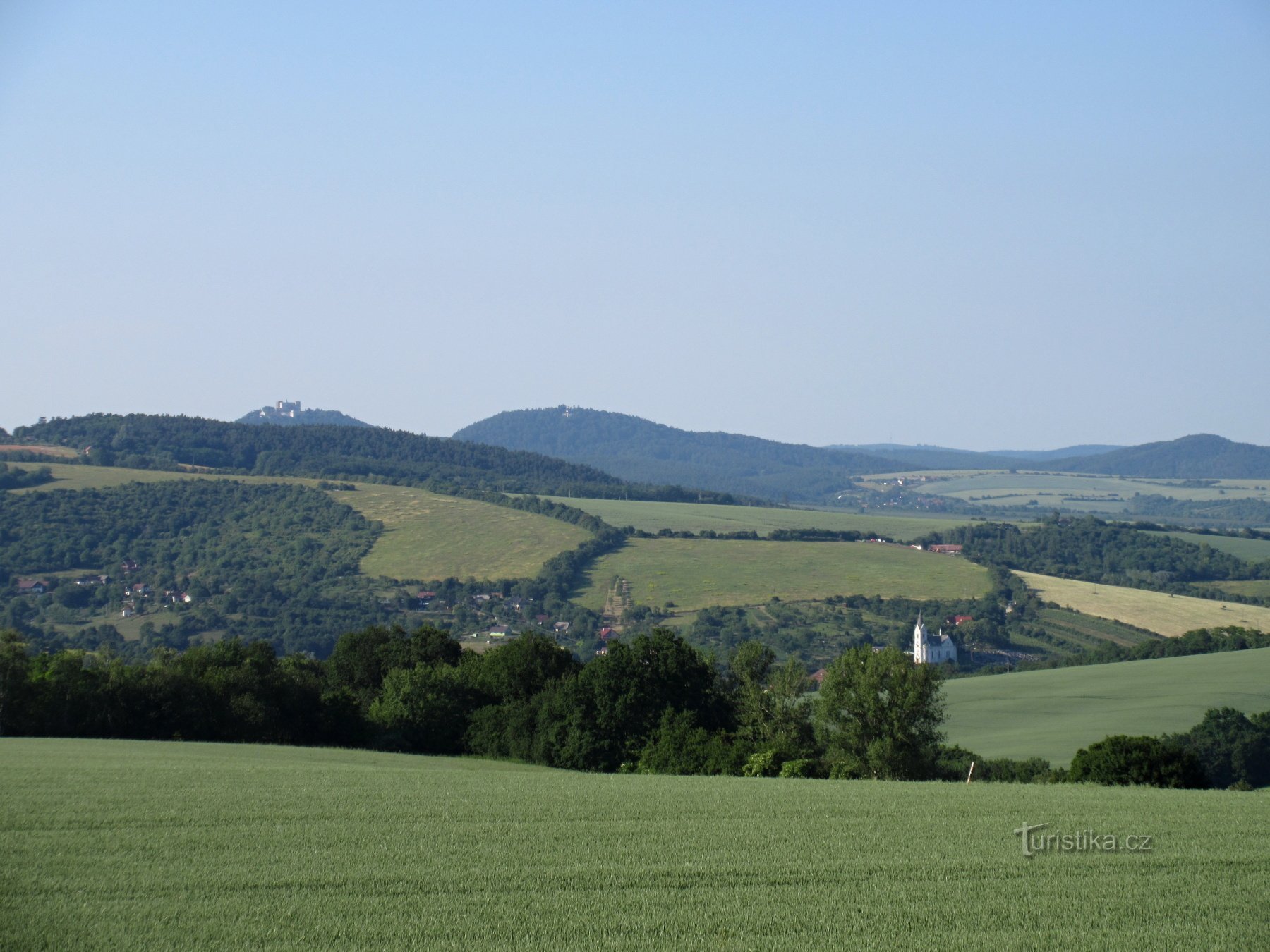 Tour de guet Doubí près de Vázan