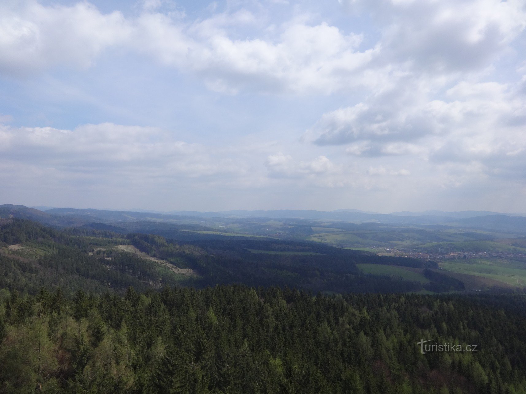 Tour de guet de Doubrava - un émetteur accessible près de Vizovice