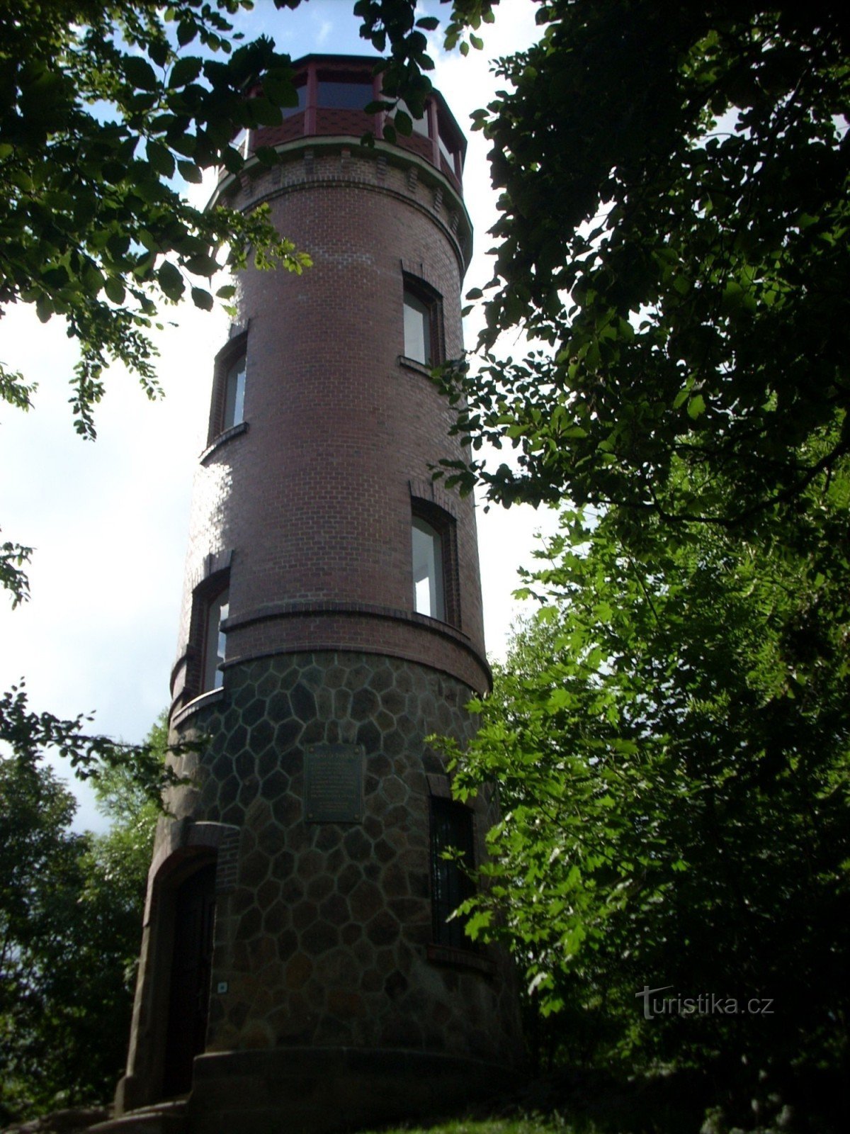 Torre vigía de Dymník