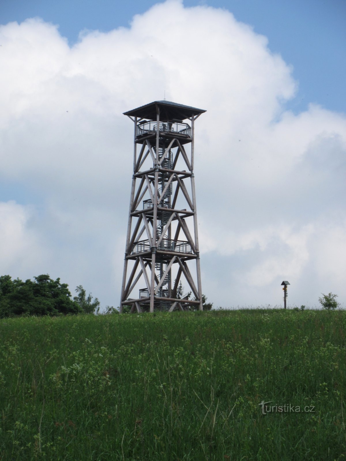 Eliška lookout tower