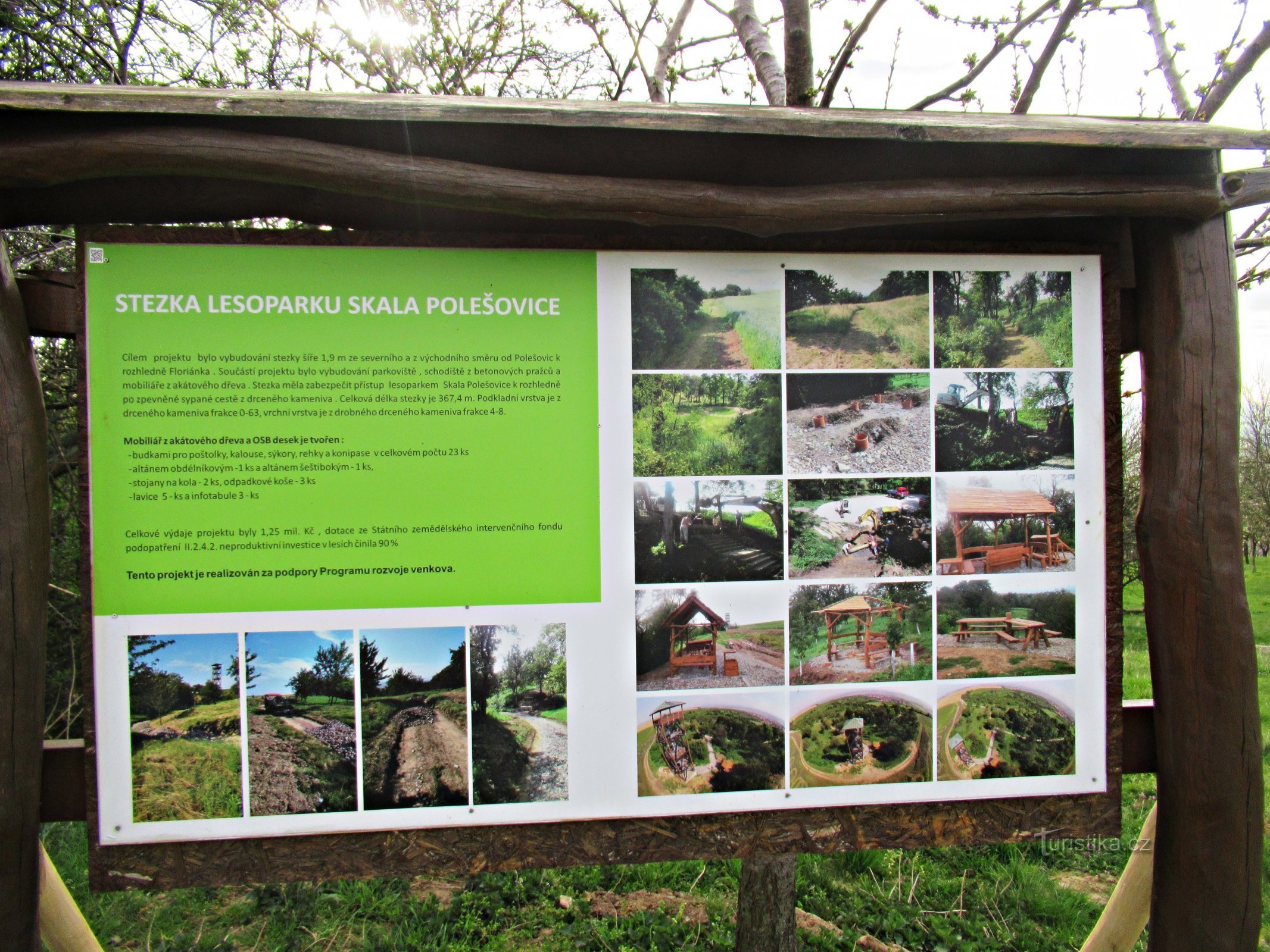 Tour d'observation de Floriánka, décoration du parc forestier de Skala nad Polešovice