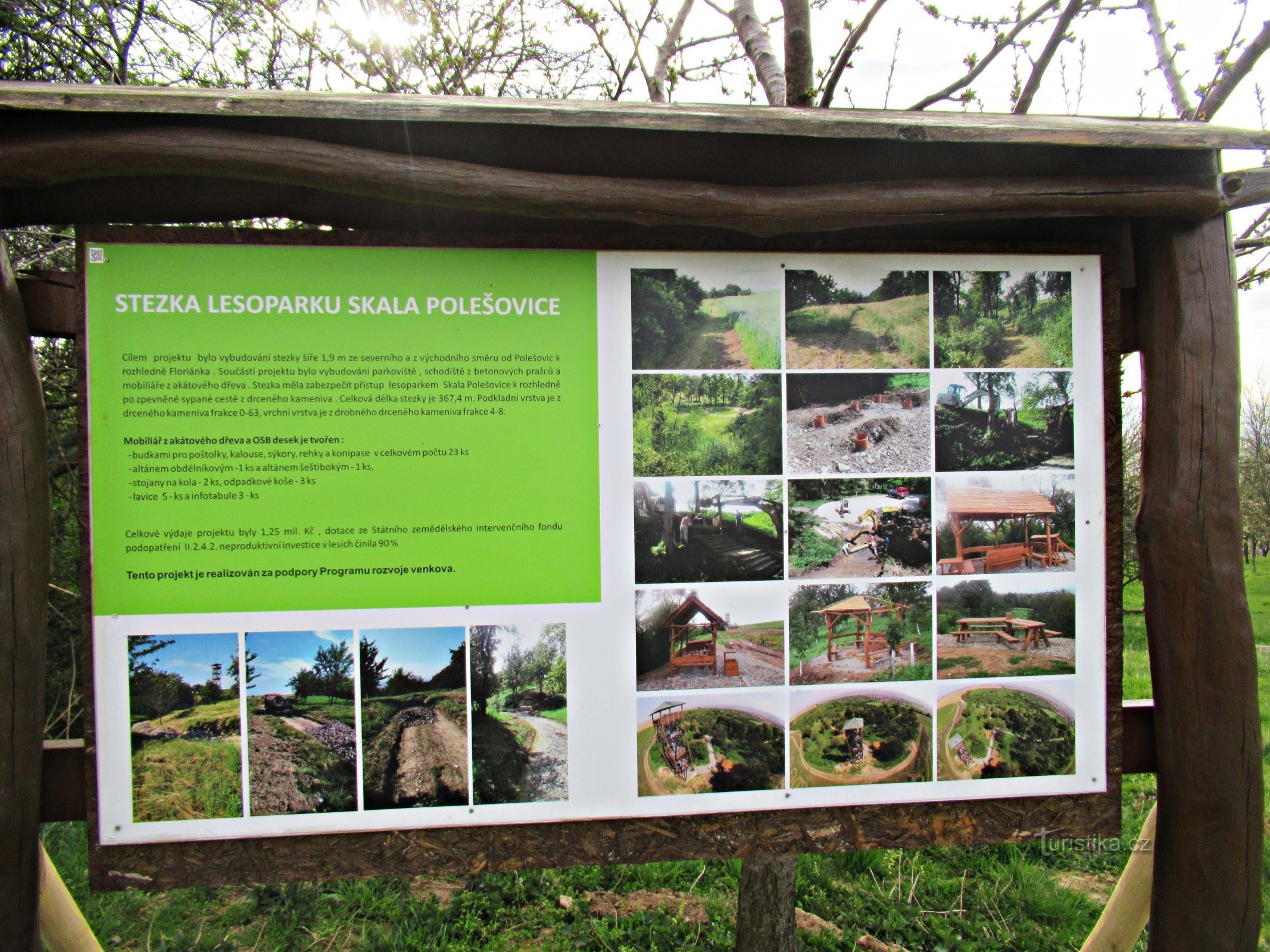 Torre de observação Floriánka, decoração do parque florestal Skala nad Polešovice