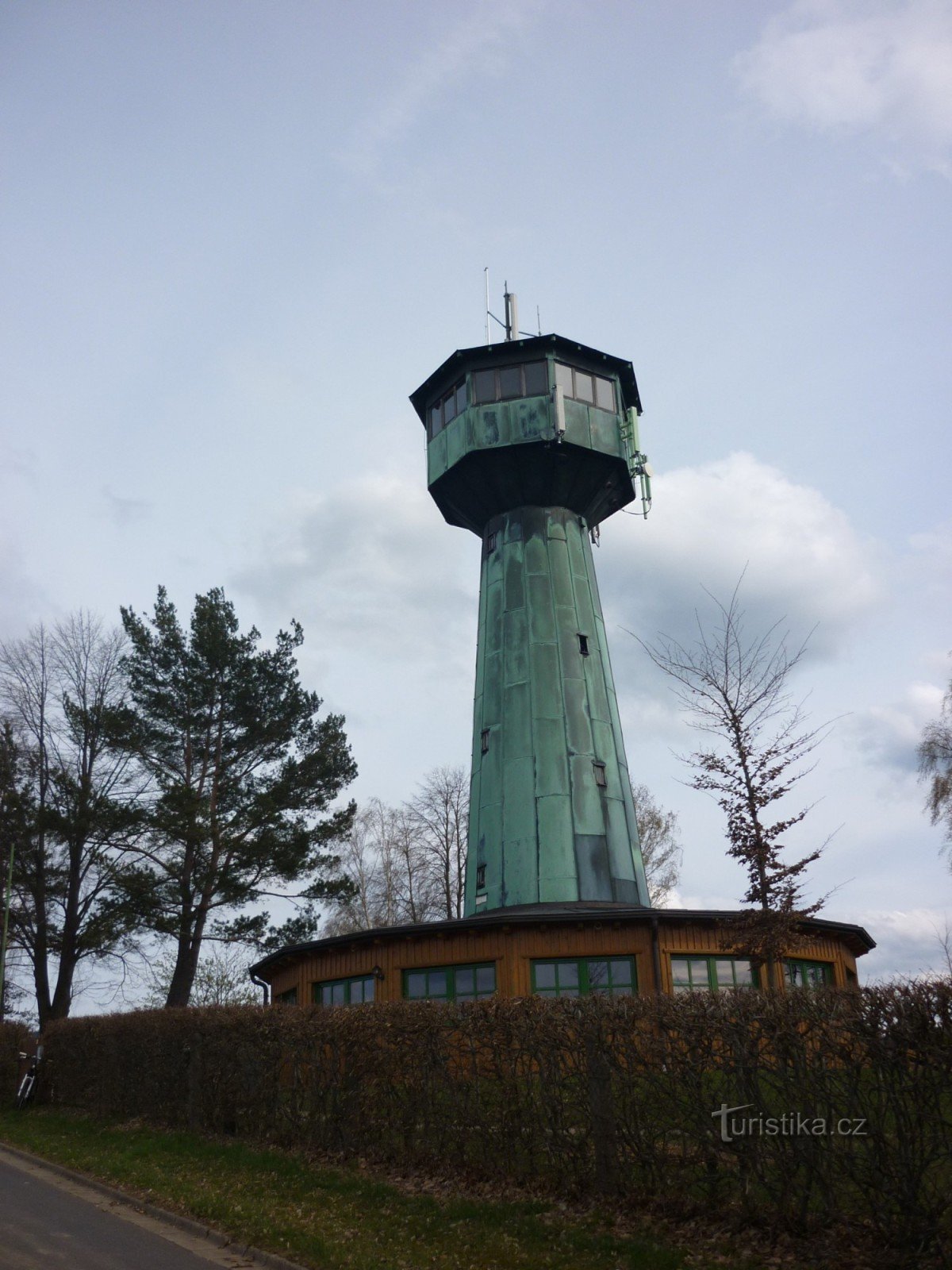Смотровая башня Grenzelandturm в Нойальбенройте