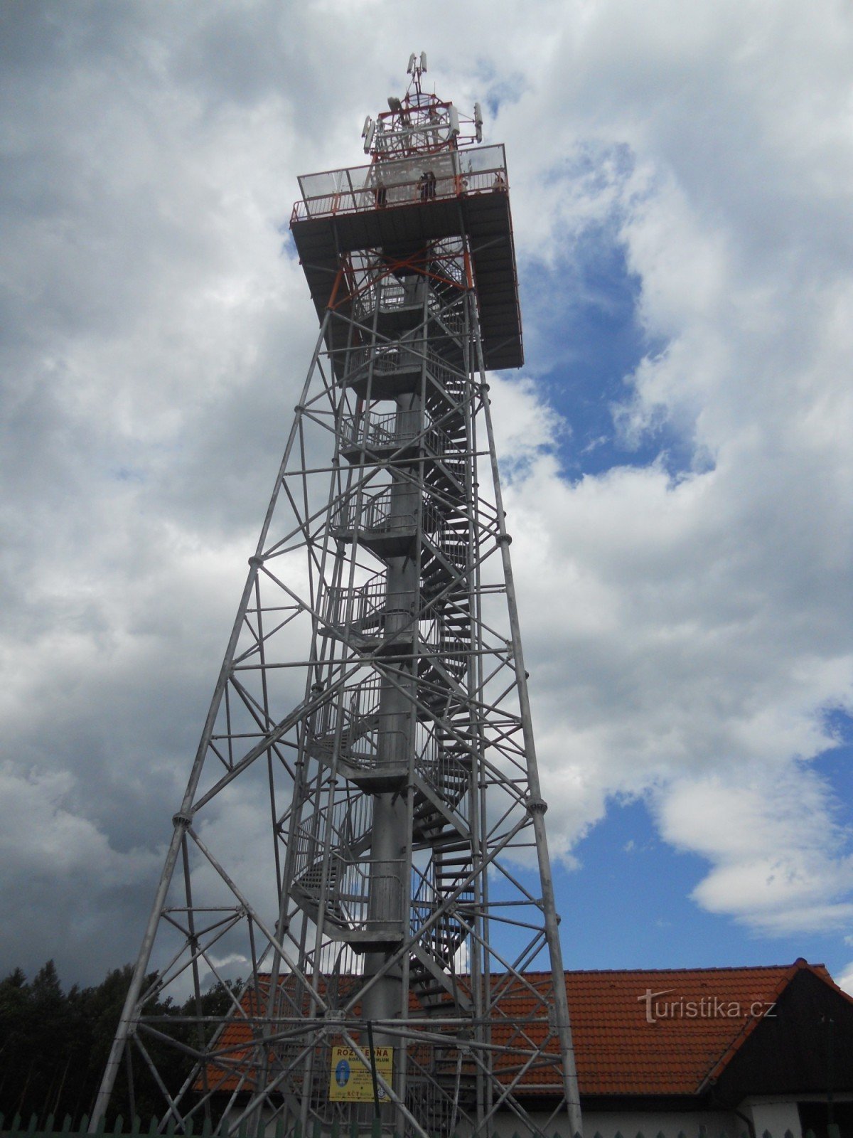 Hořický Chlum uitkijktoren.