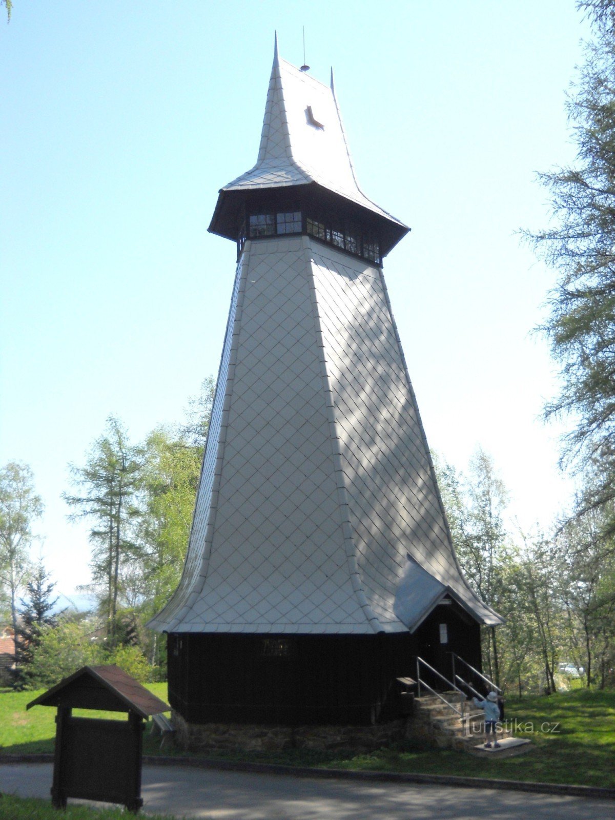 Razgledni stolp Hýlačka