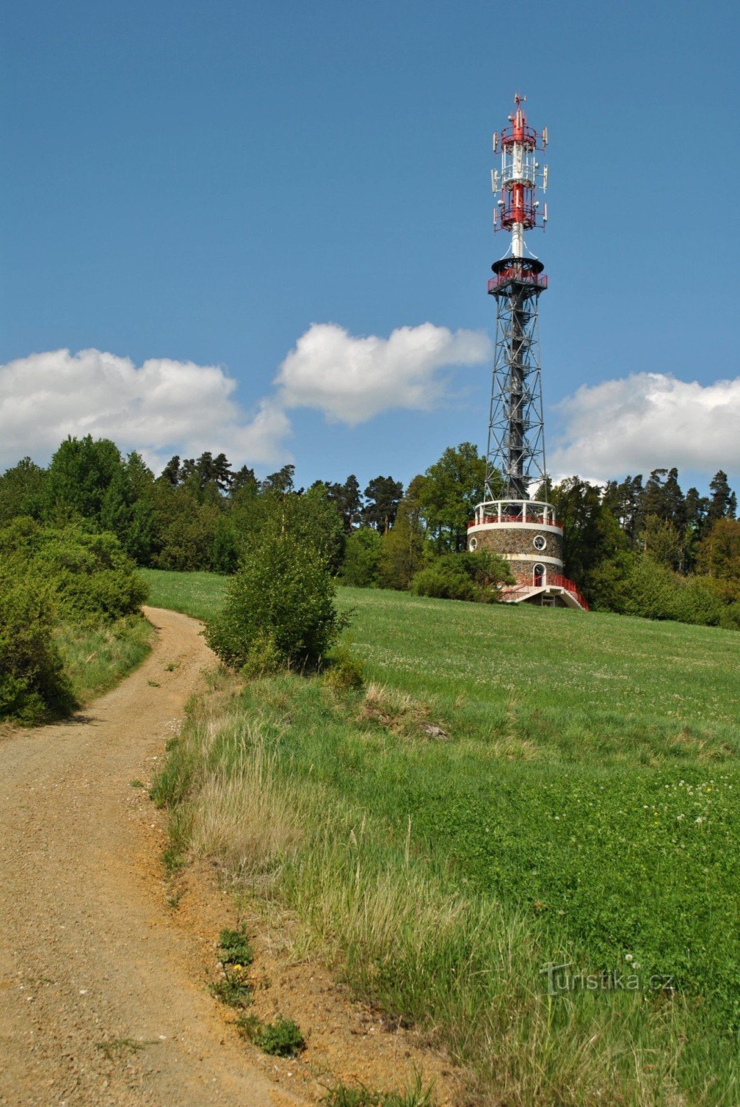 Смотровая башня Куничек возле Петровиц