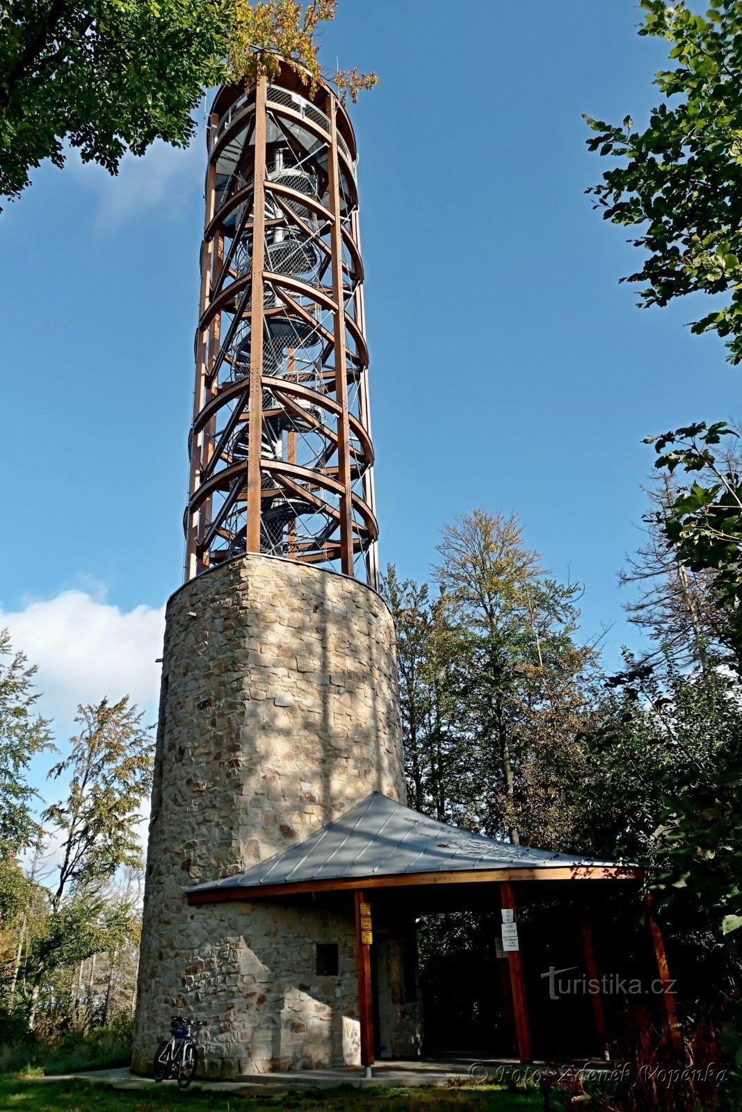 Mařenka lookout tower.