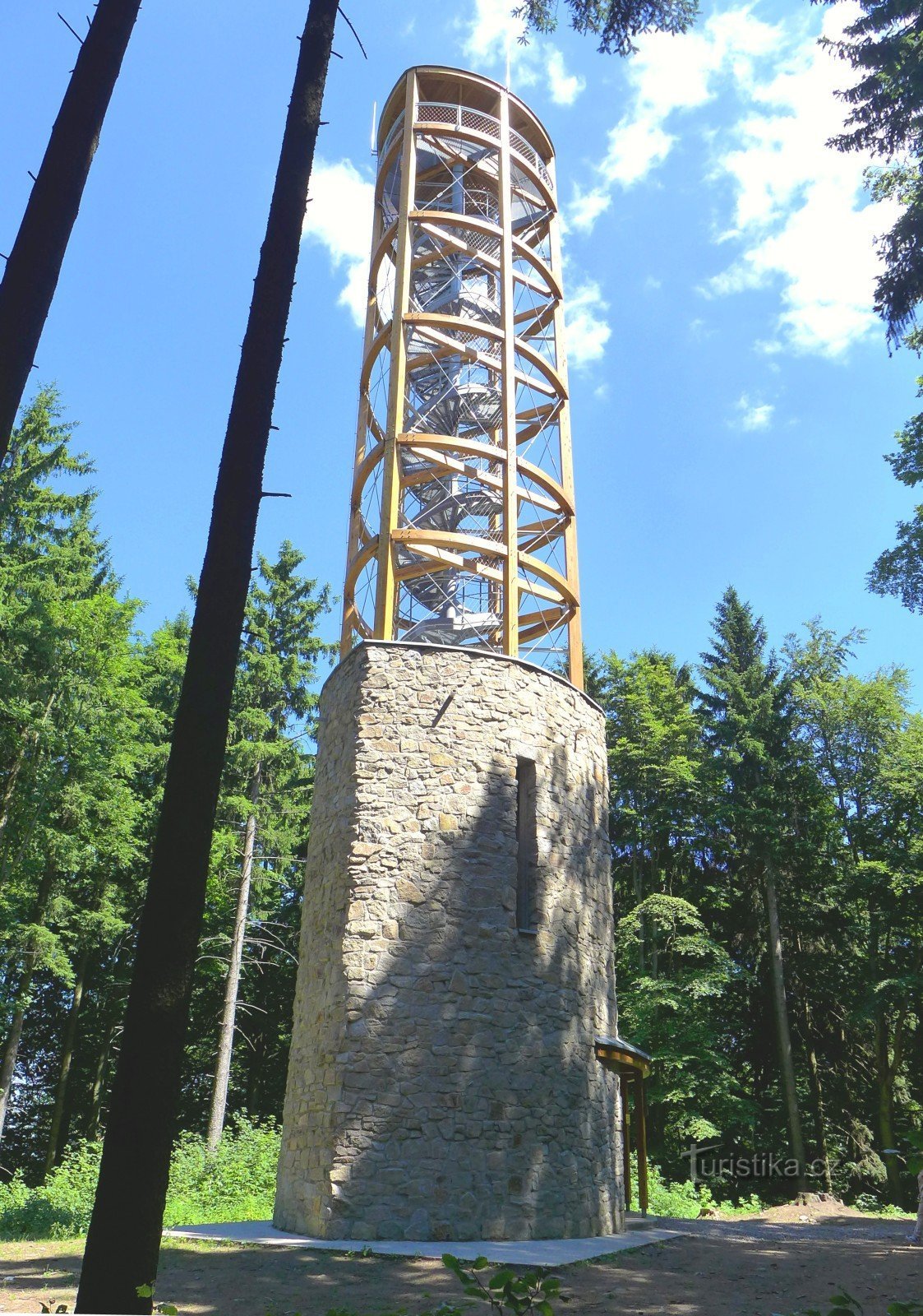 Tháp quan sát Mařenka (ảnh của Eva Koutná)