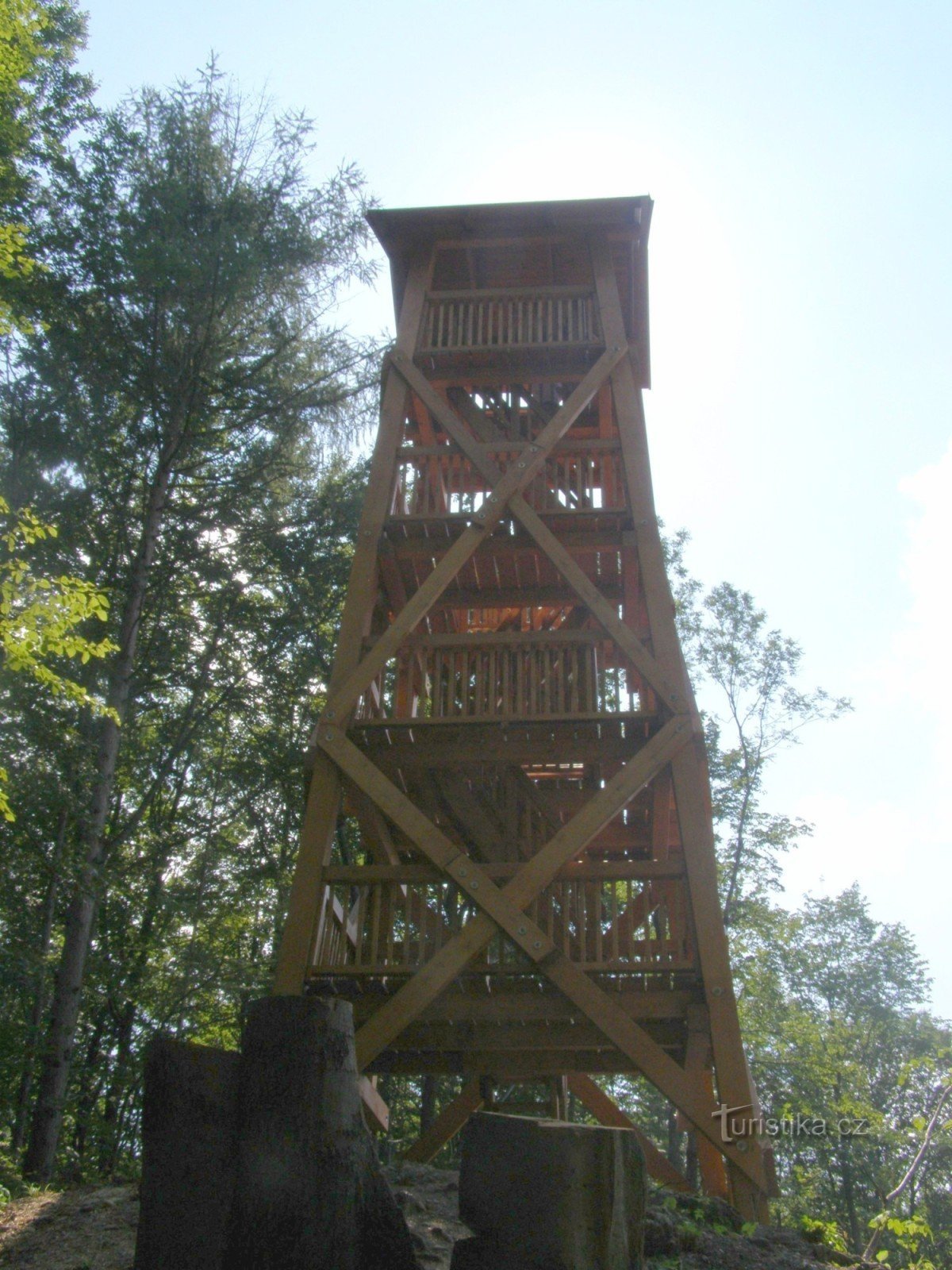 Torre de vigilancia en el mirador de Bezručová cerca de Kopřivnice