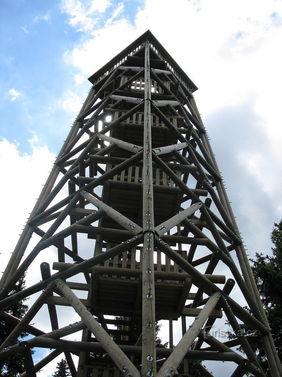 Torre de vigia em Boubin