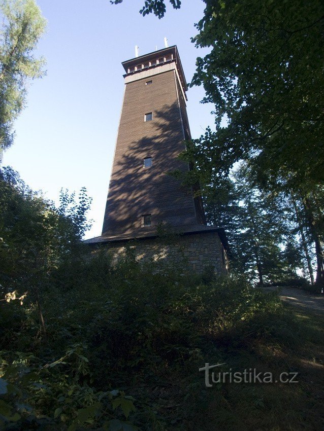 Aussichtsturm auf Hája