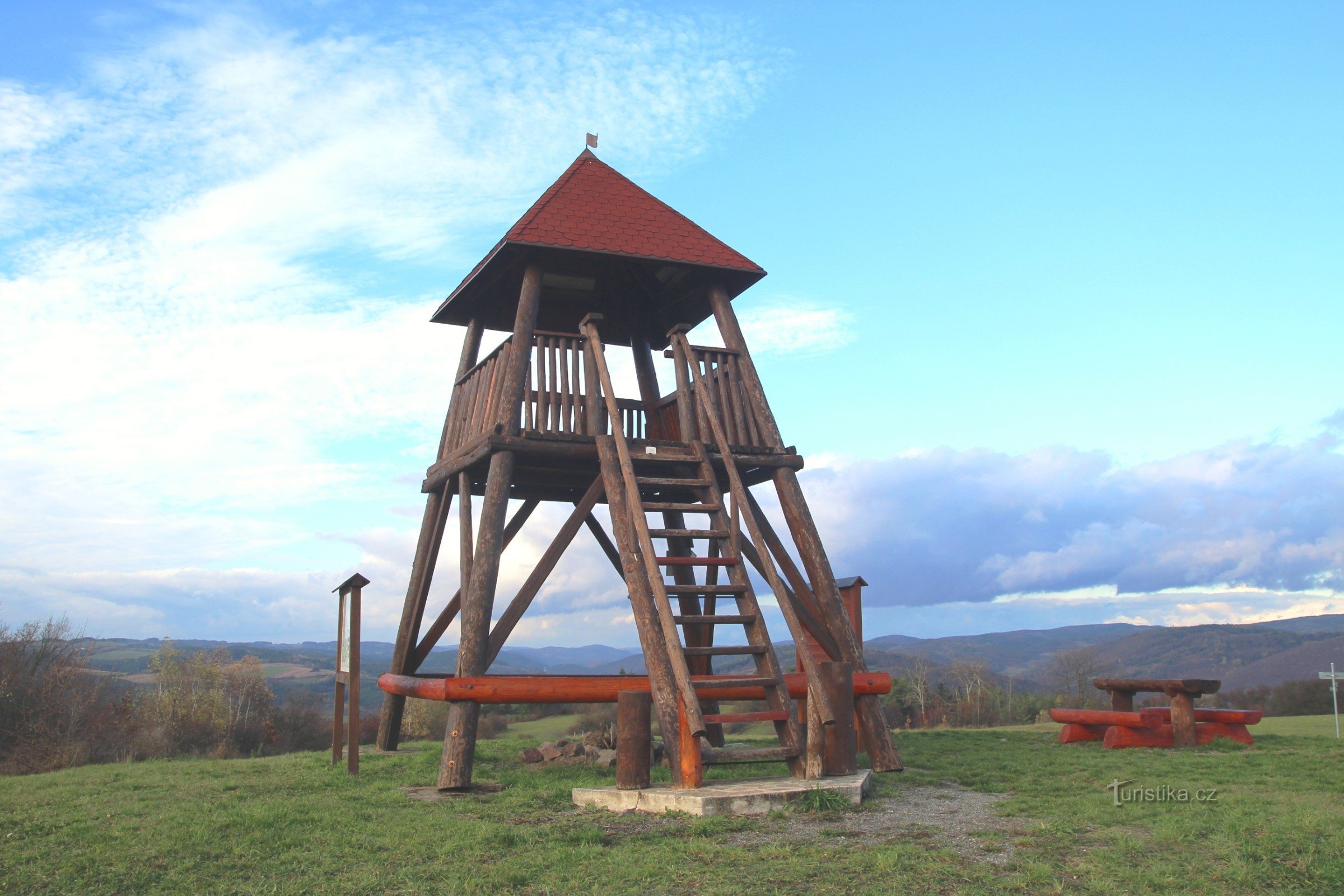 Lookout tower on Kalské Babylon