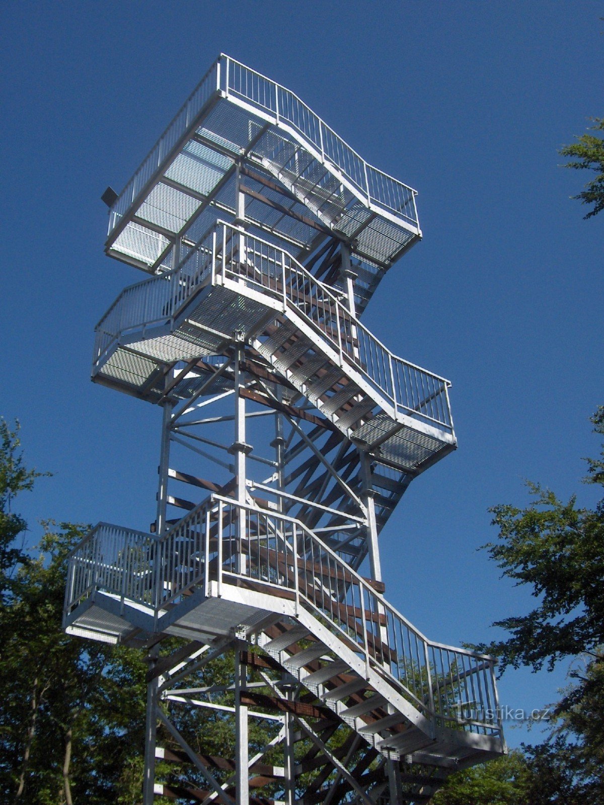 оглядова вежа на Křivánčí vrch