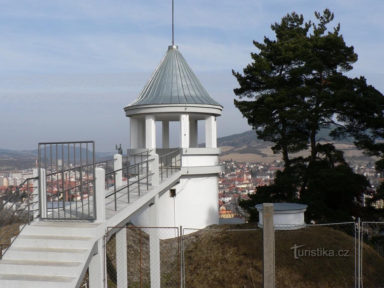 Torre de vigilancia en la antigua central de abastecimiento de agua de Sušice.