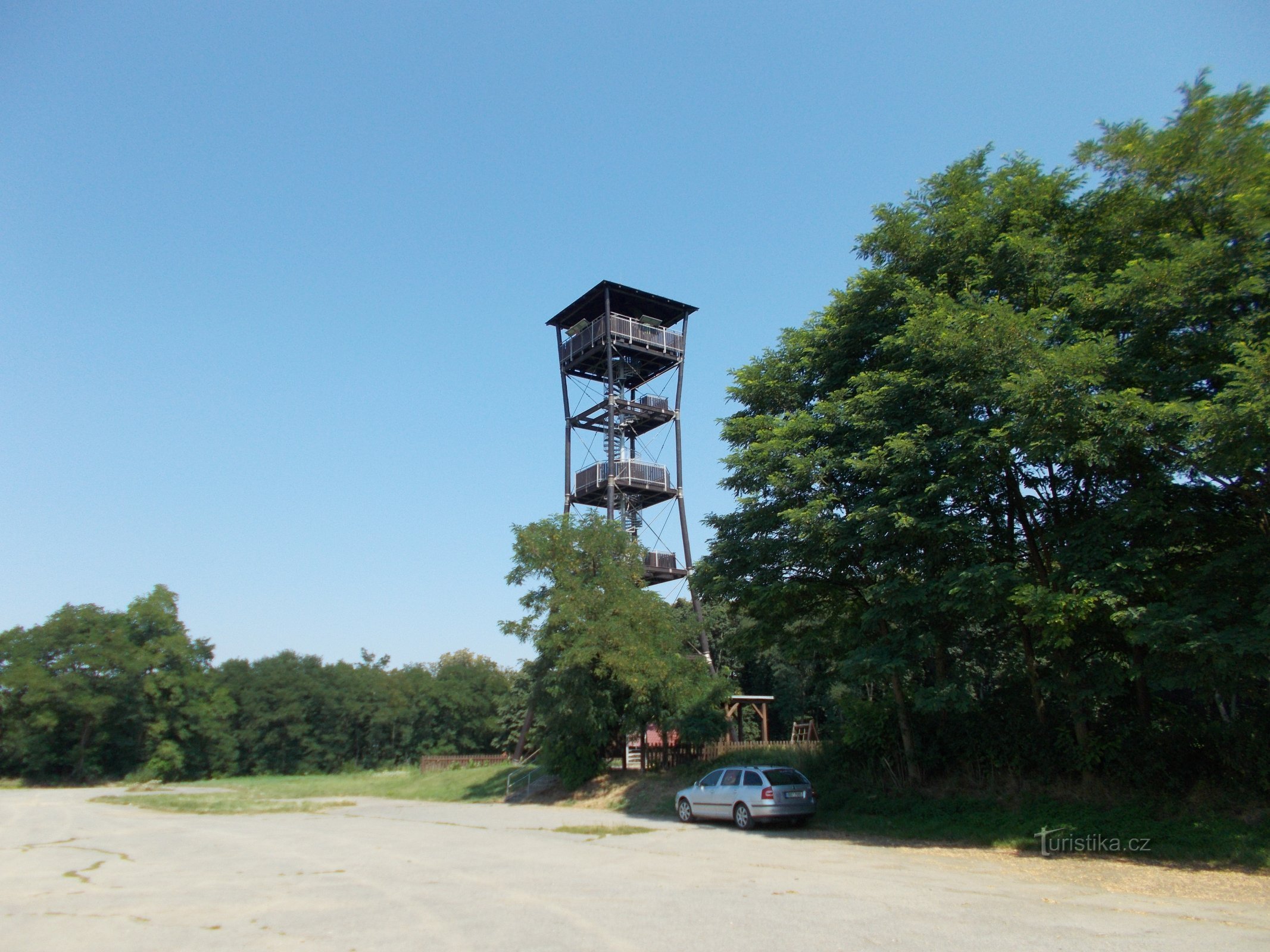 Aussichtsturm Nedánov, Boleradice