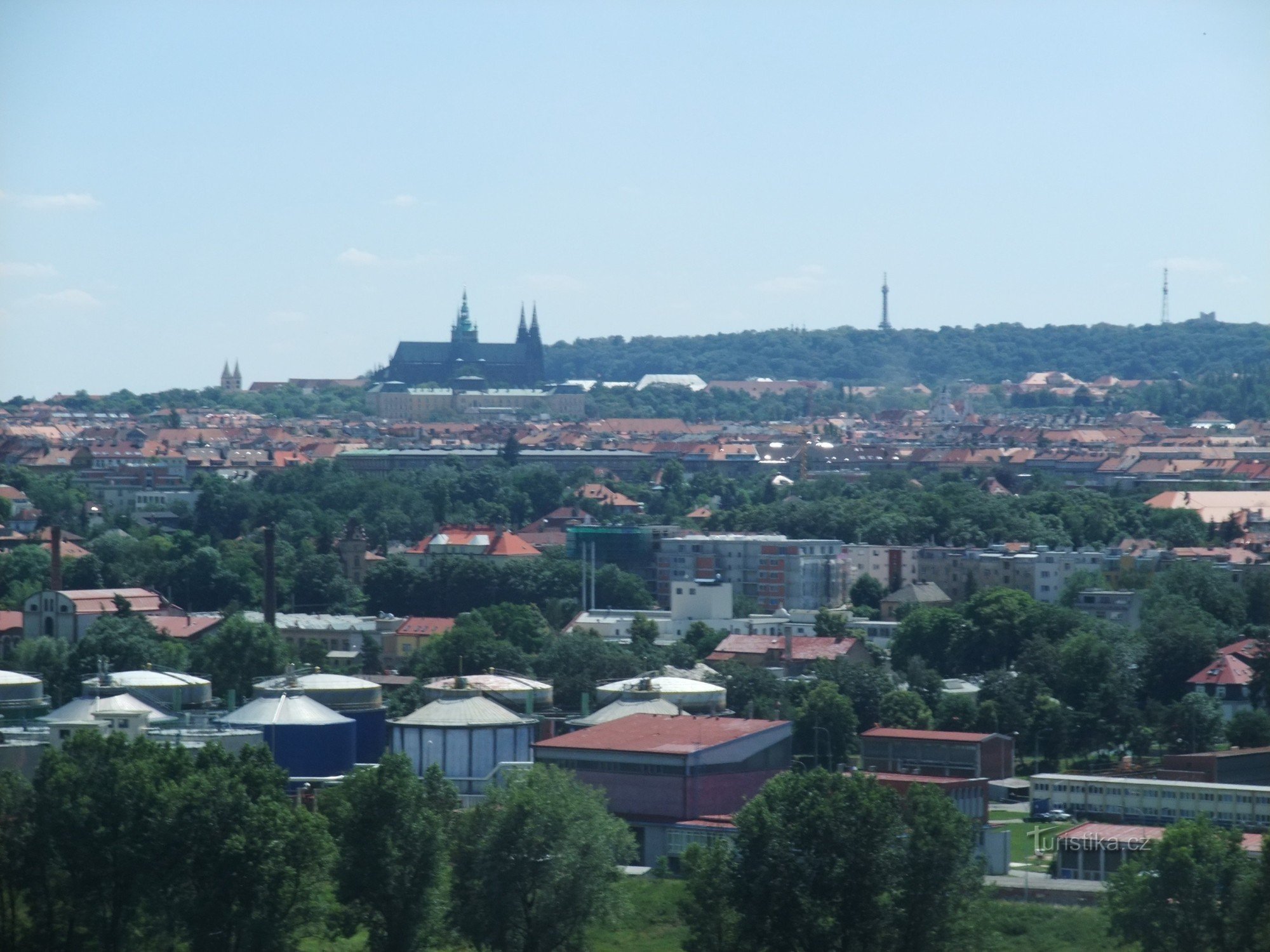 Torre de observação Obora no Zoológico de Praga