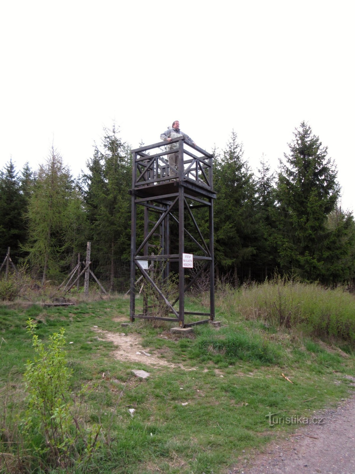 Wieża widokowa Orlov koło Příbrama (653 m n.p.m.)