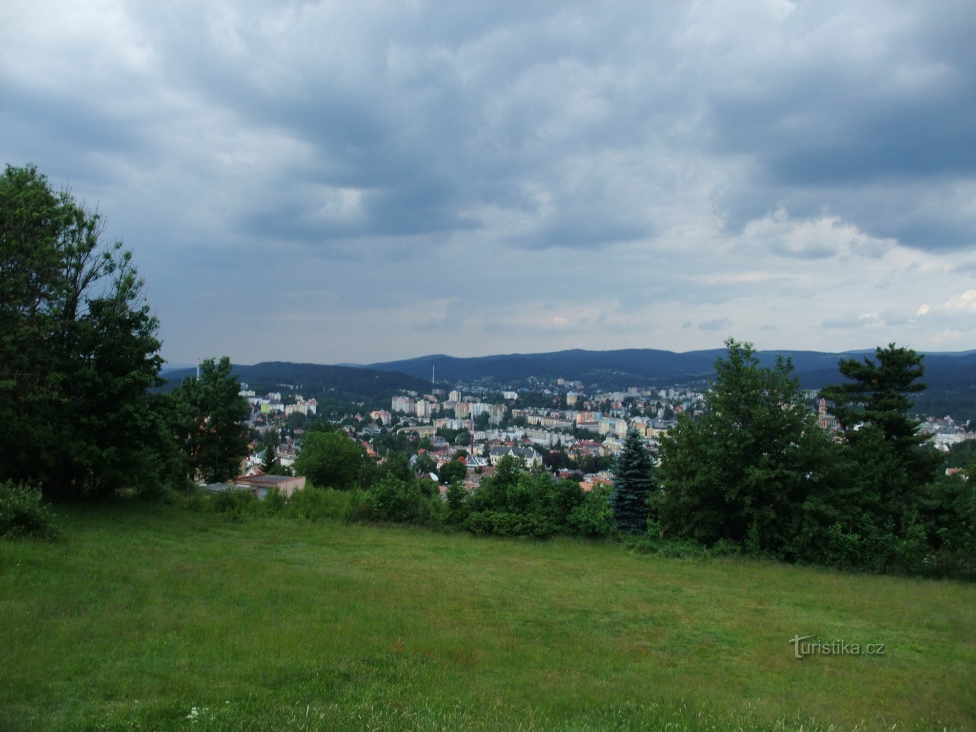 Aussichtsturm Petřín - Jablonec nad Nisou wie in Ihrer Handfläche