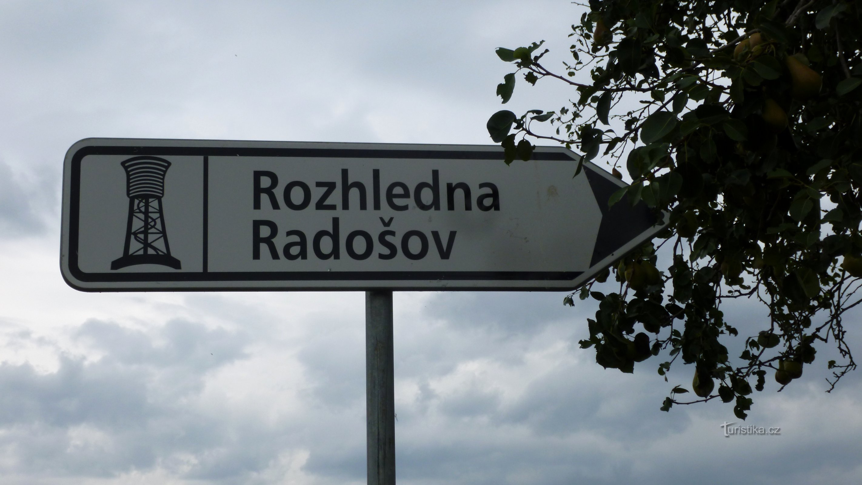 Radošov razgledni stolp