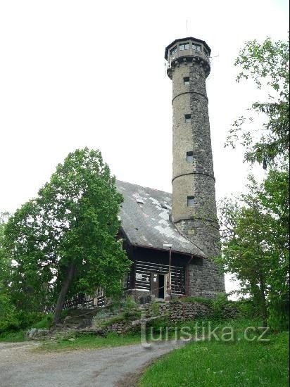 Torre mirador con casita